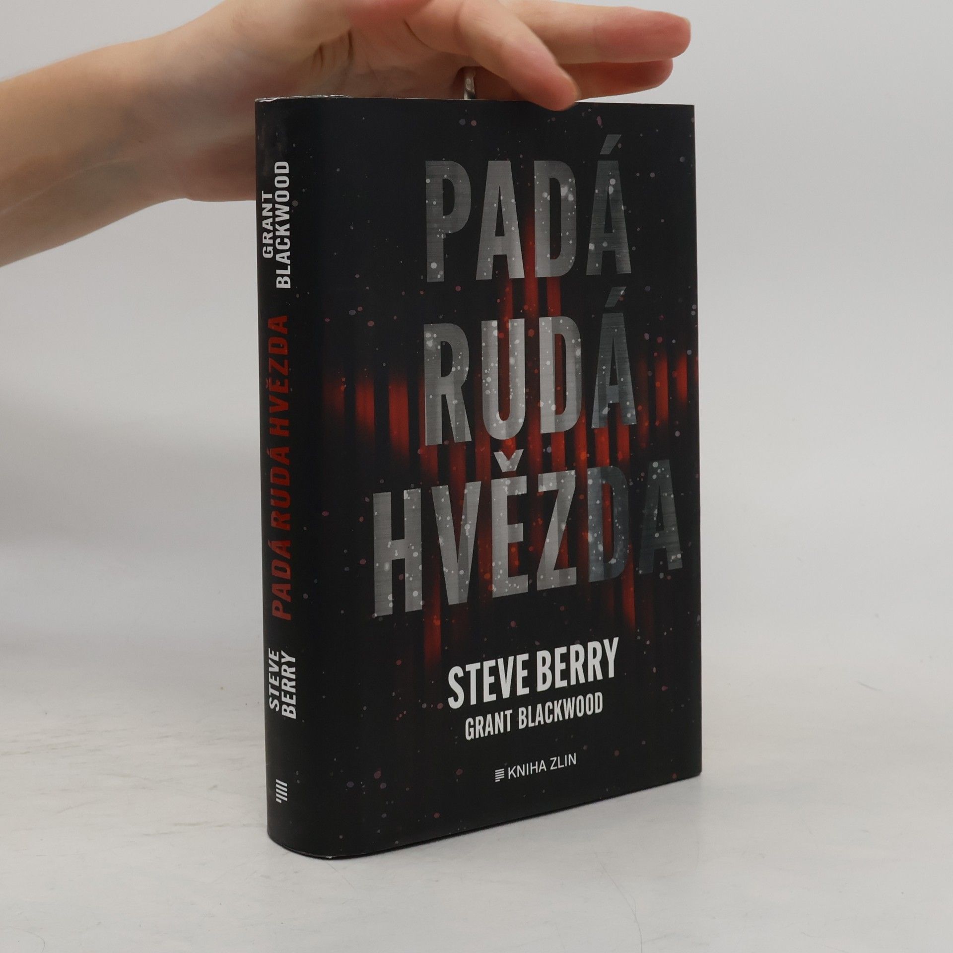 Steve Berry Luke Daniels 2. Padá rudá hvězda