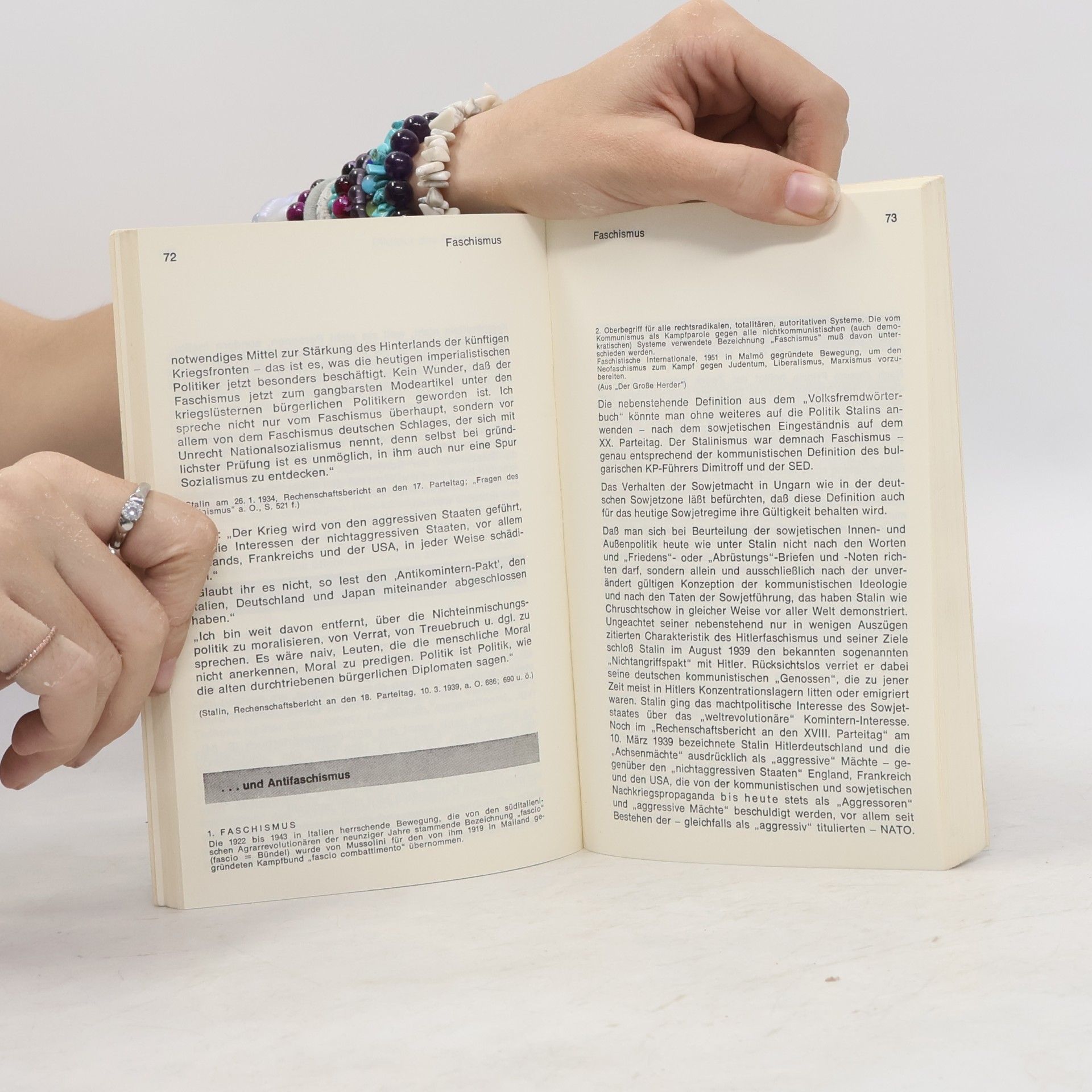 Autorenkollektiv Taschenbuch des Kommunismus in These und Gegenthese