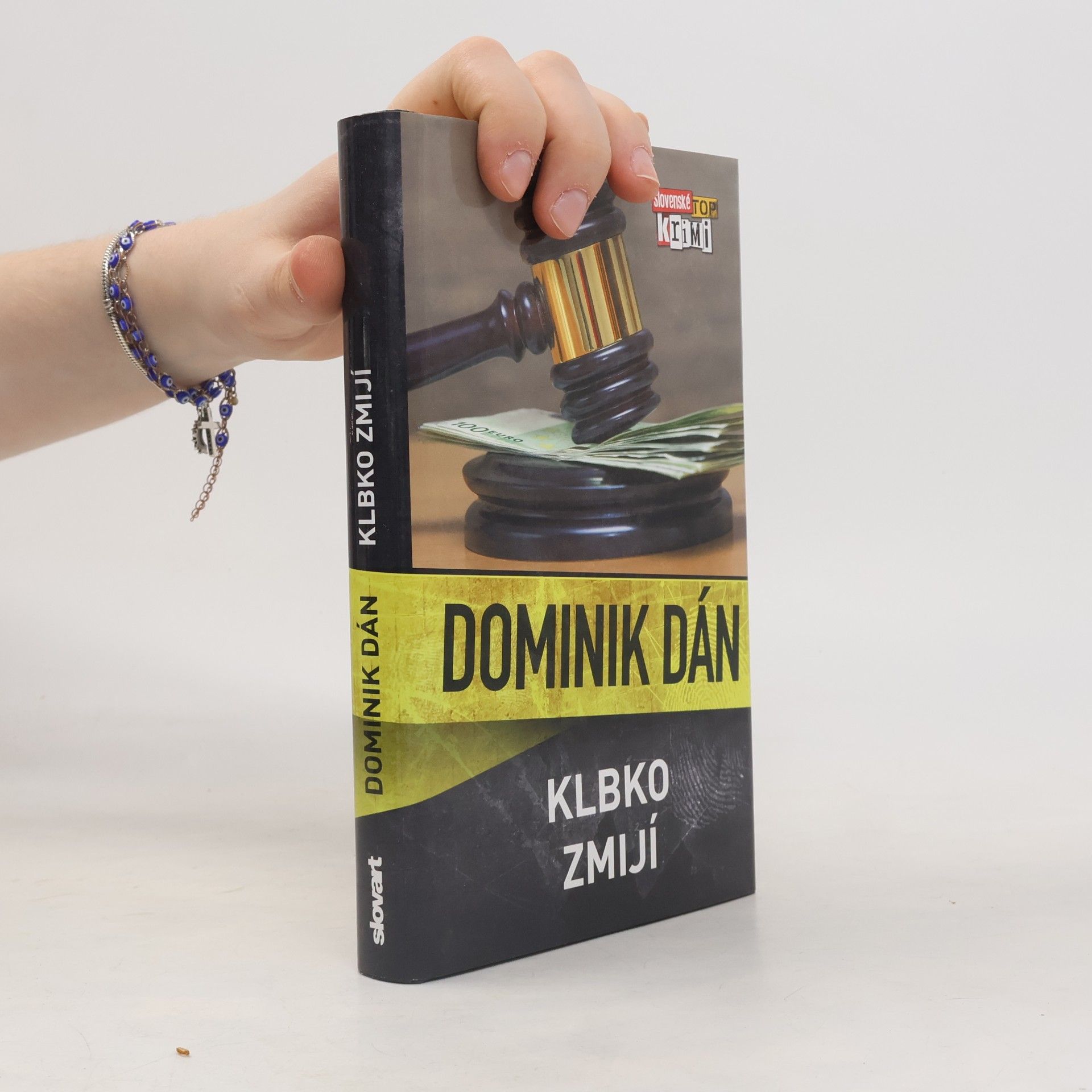 Dominik Dán Klbko zmijí