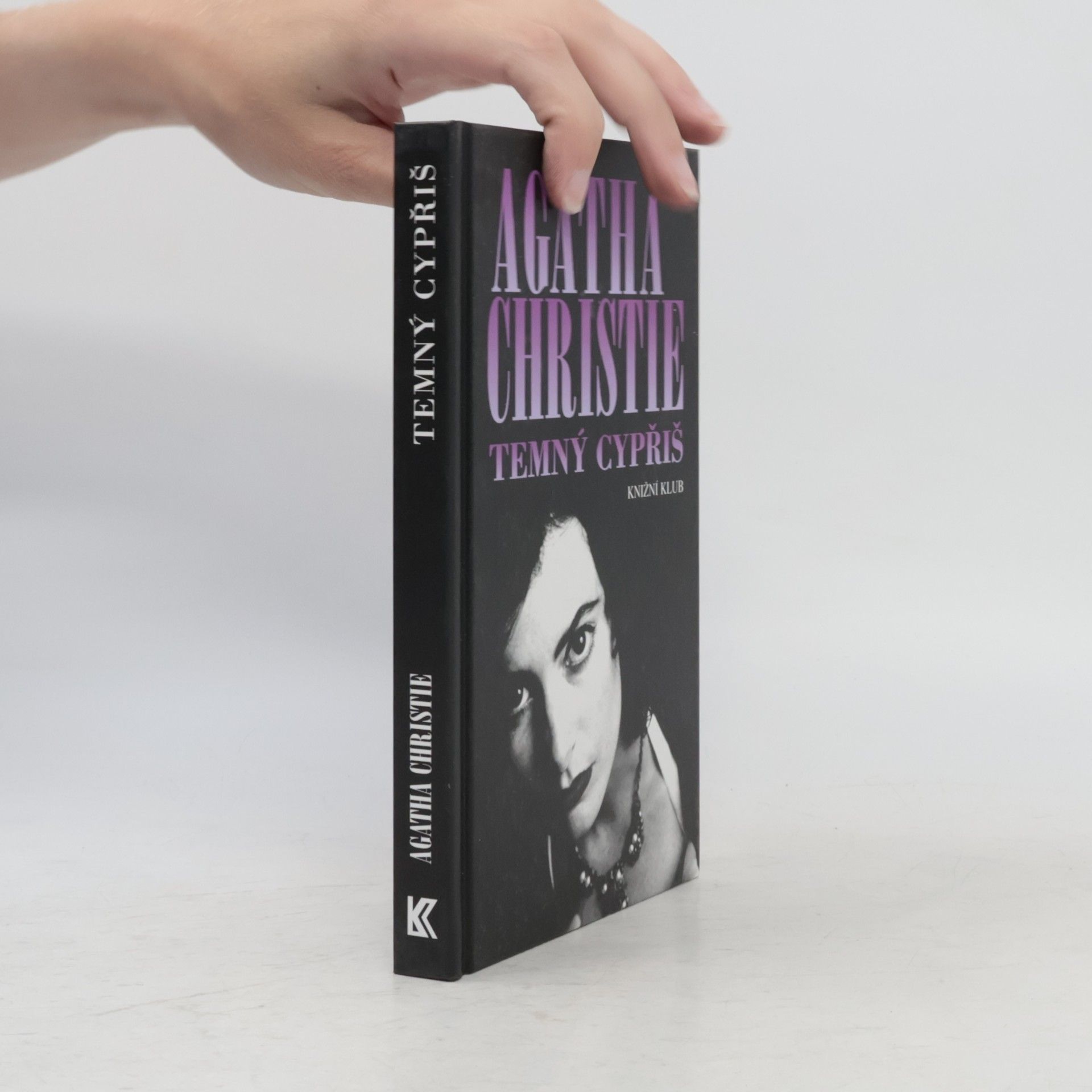 Agatha Christie Temný cypřiš