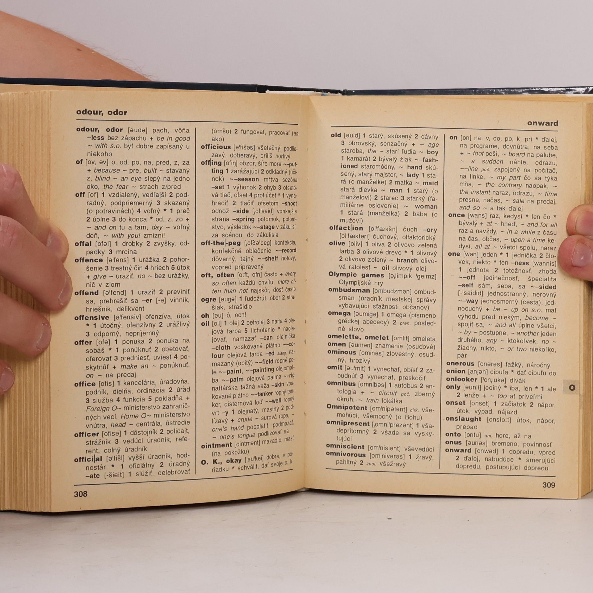 Autorenkollektiv Anglicko-slovenský a slovensko-anglický slovník = English-slovak and slovak-english dictionary