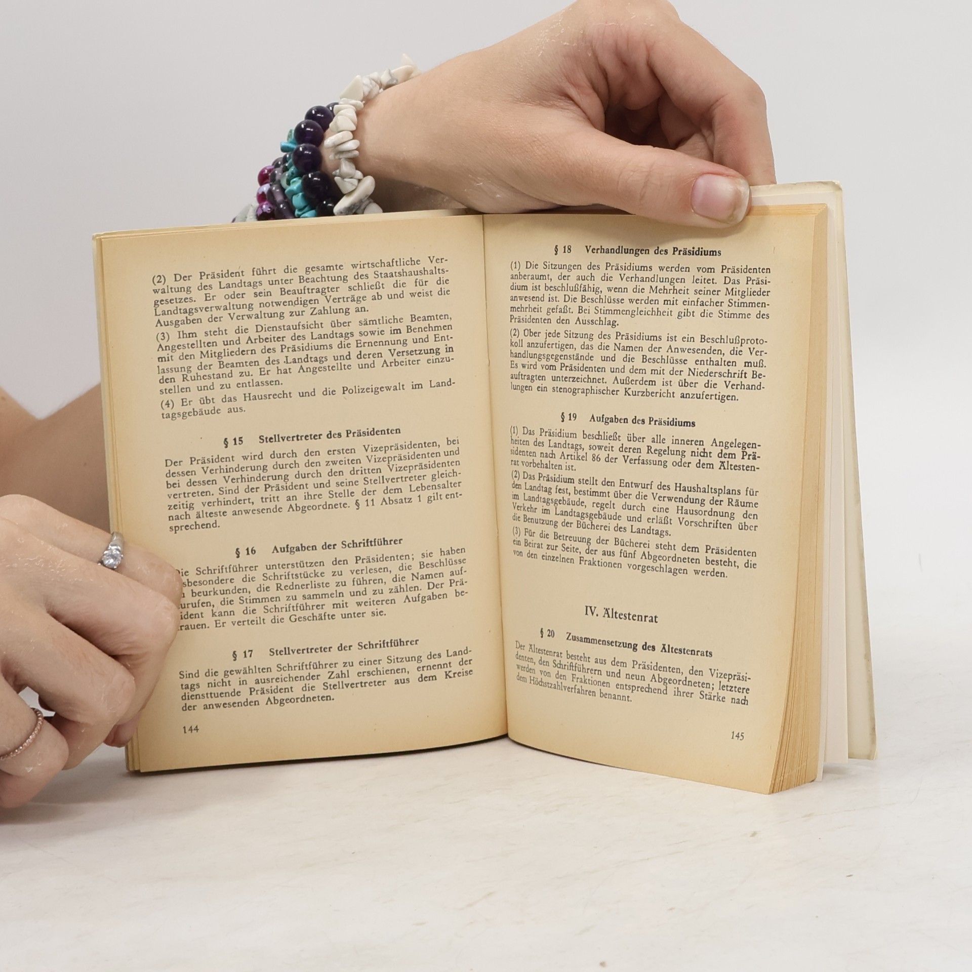 kolektiv Handbuch des Hessischen Landtags