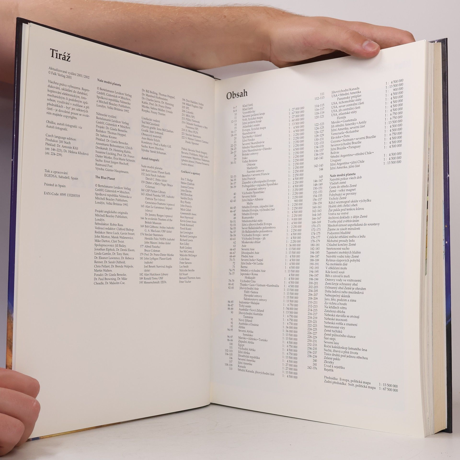 Kolektiv autorů Velký ilustrovaný atlas světa