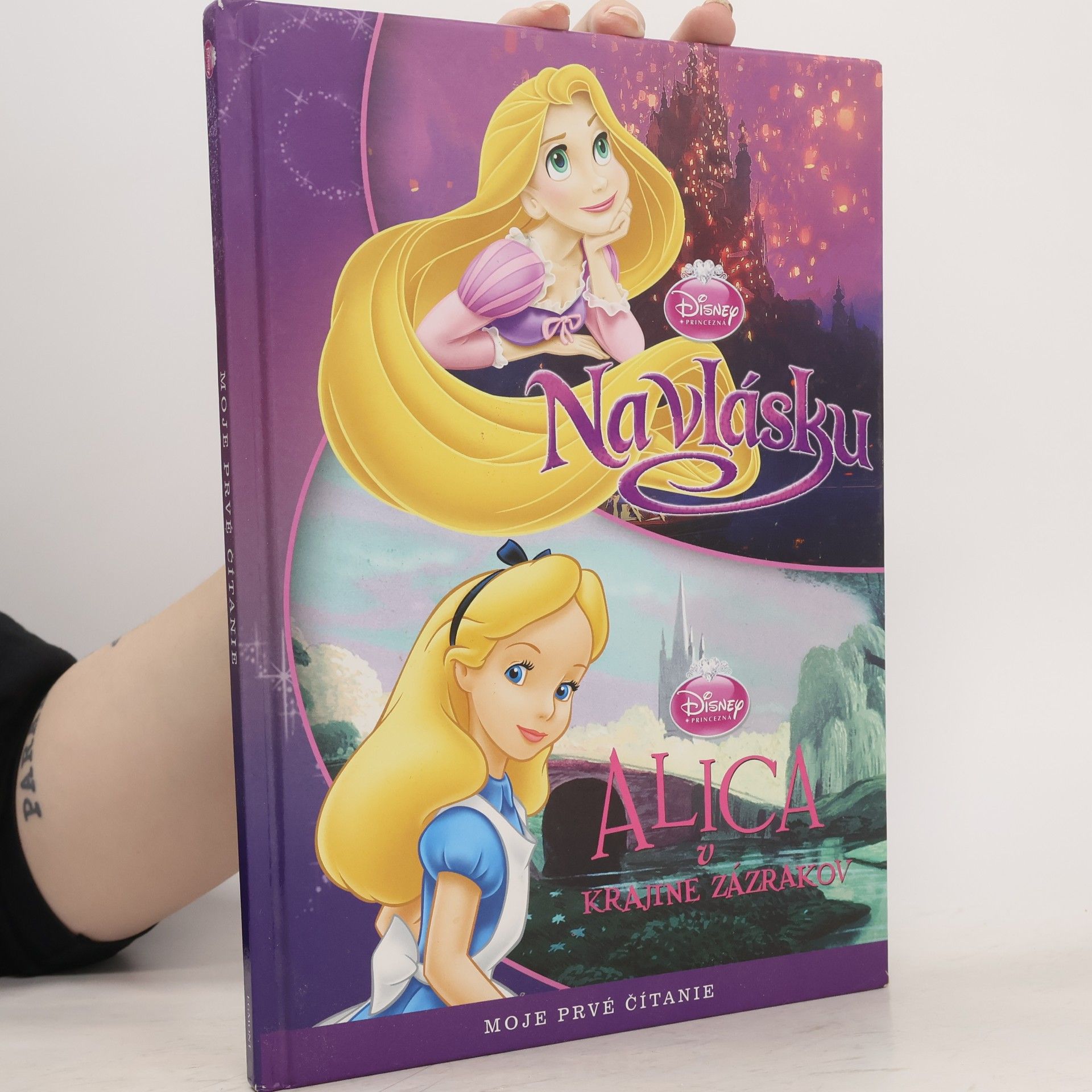 Walt Disney Na vlásku ; Alica v krajine zázrakov