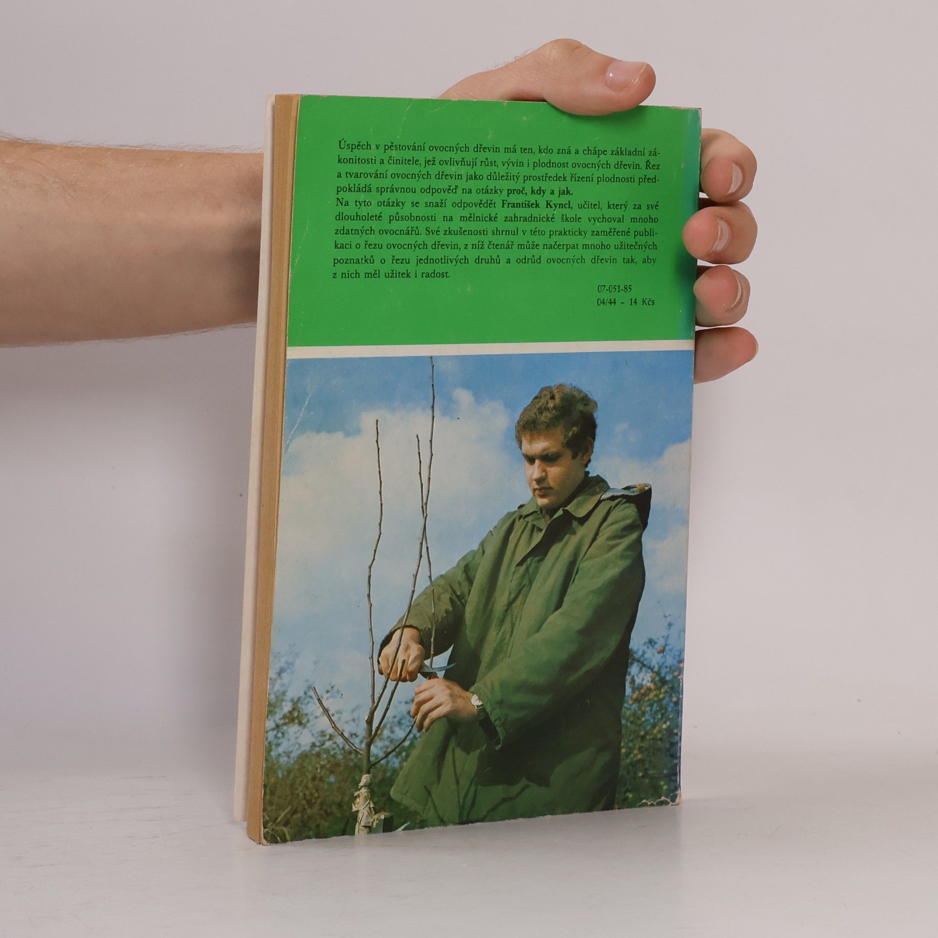 František Kyncl Řez ovocných dřevin