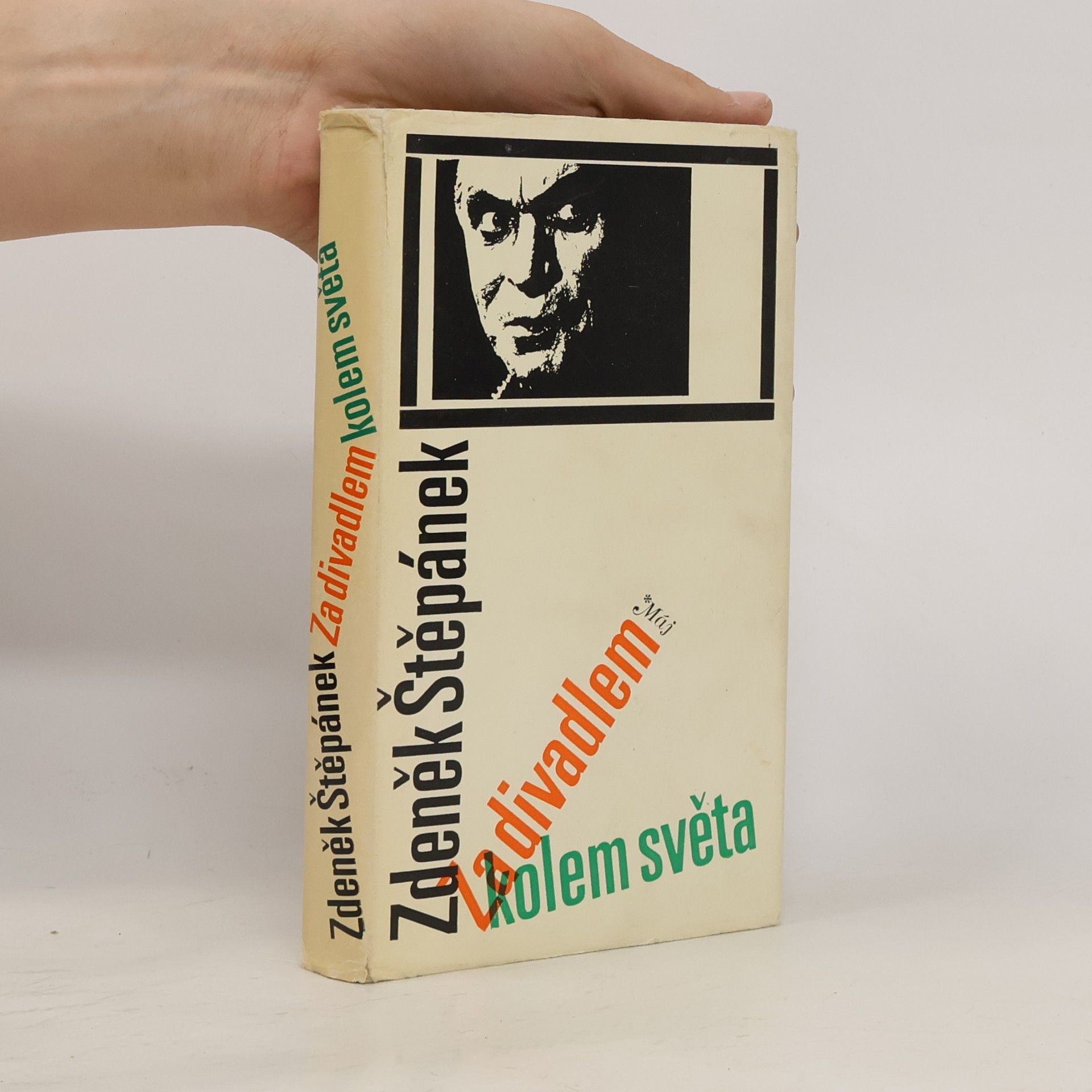 Zdeněk Štěpánek Za divadlem kolem světa