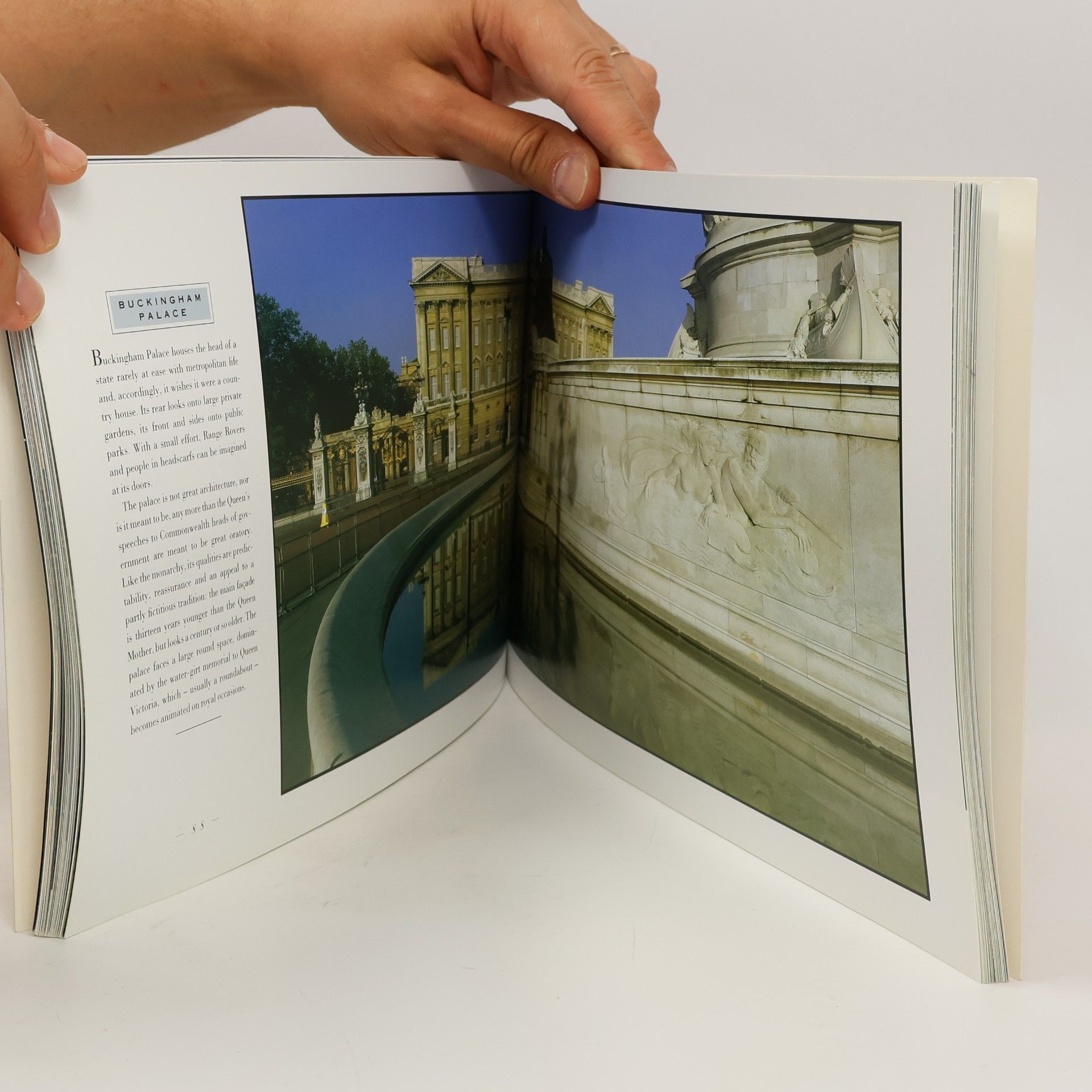 Rowan Moore Panoramas of London