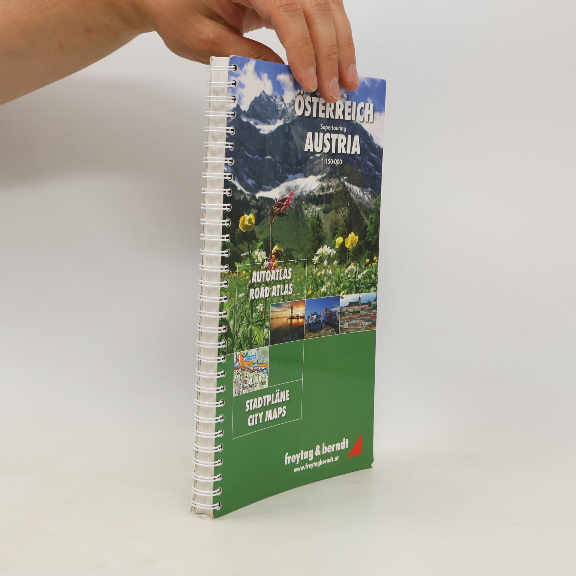 Auteurscollectief Österreich Supertouring. Aautoatlas. Měřítko 1 : 150 000