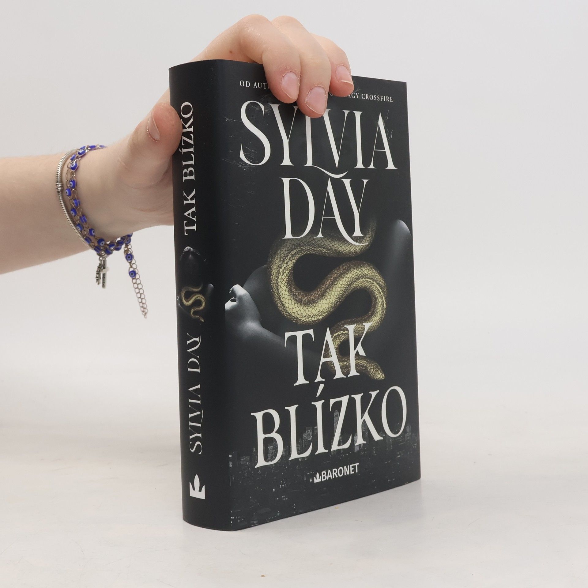 Sylvia Day Tak blízko