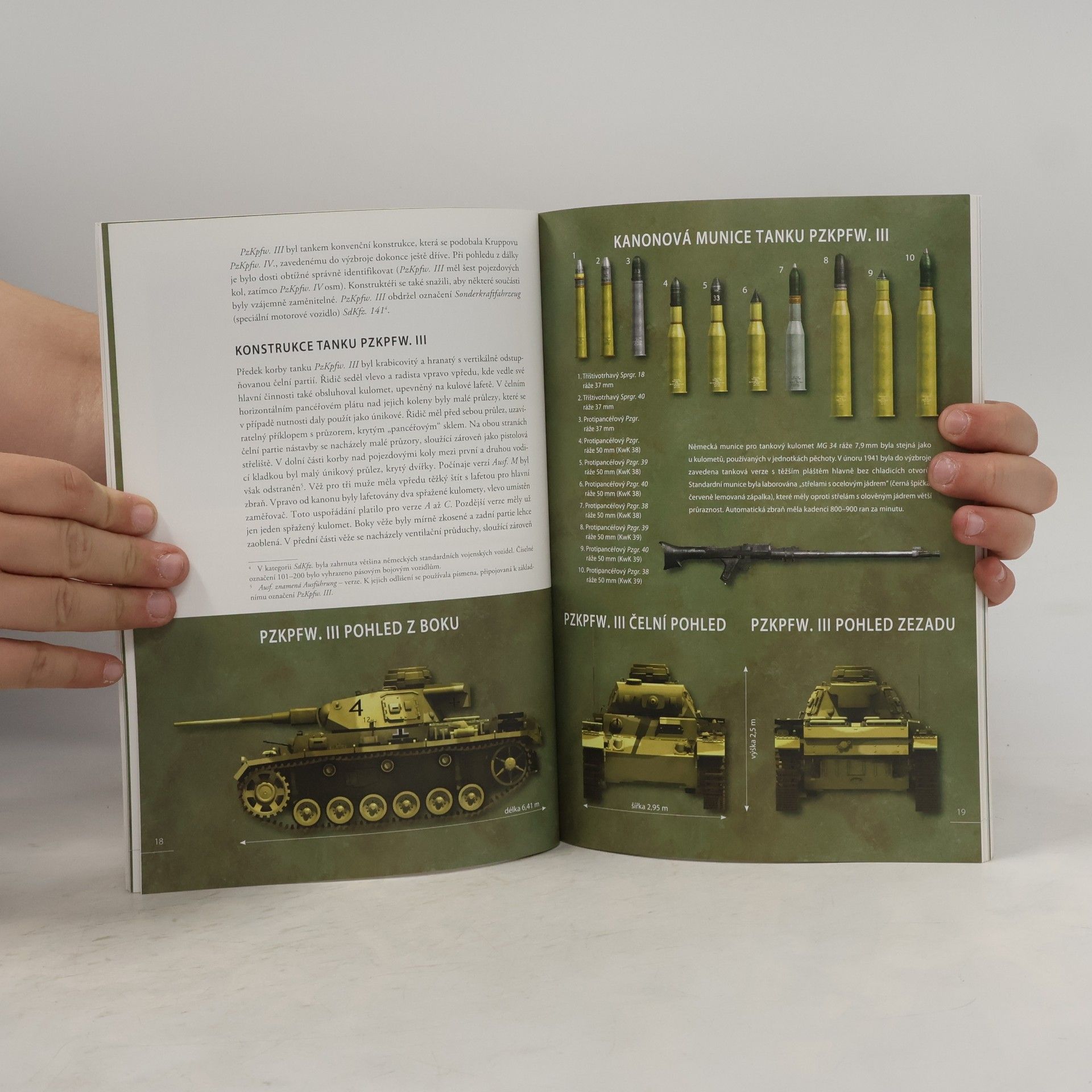 Gordon L. Rottman Střední tank M3 vs Panzerkampfwagen III : průsmyk Kasserine 1943