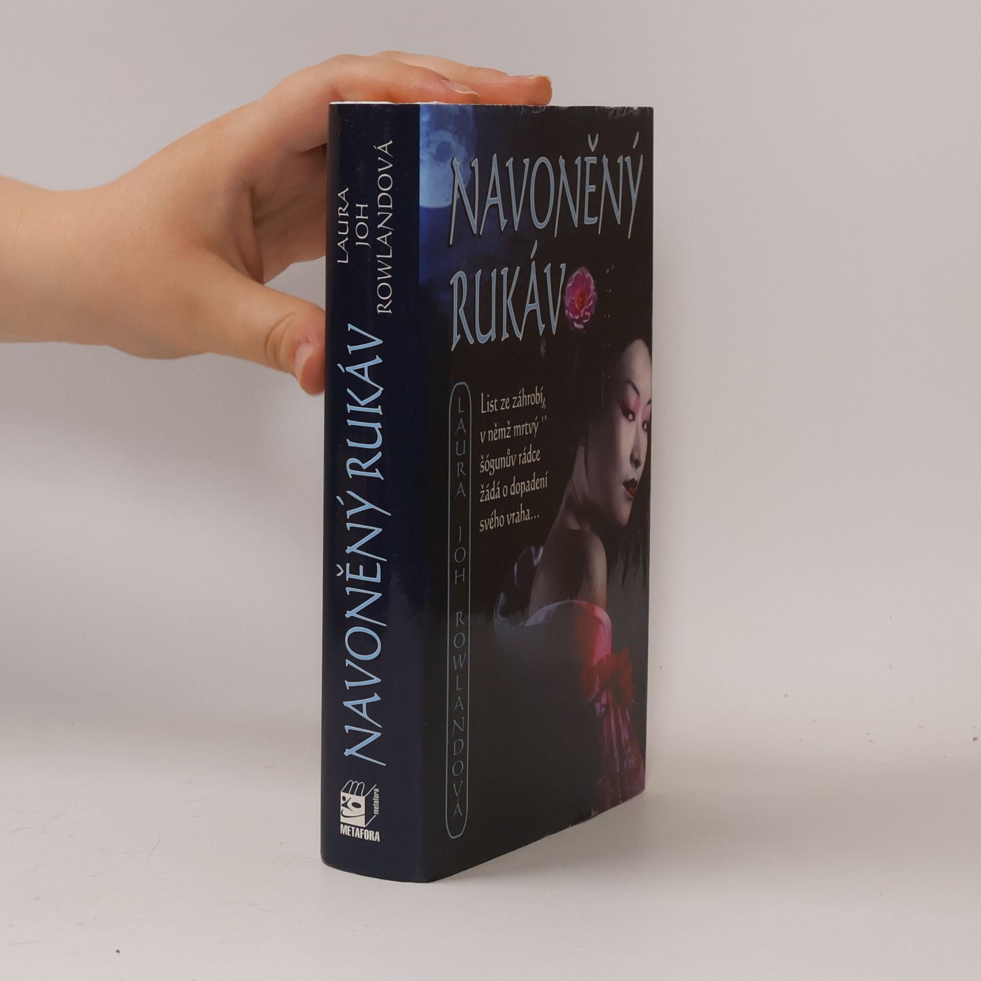 Navoněný rukáv