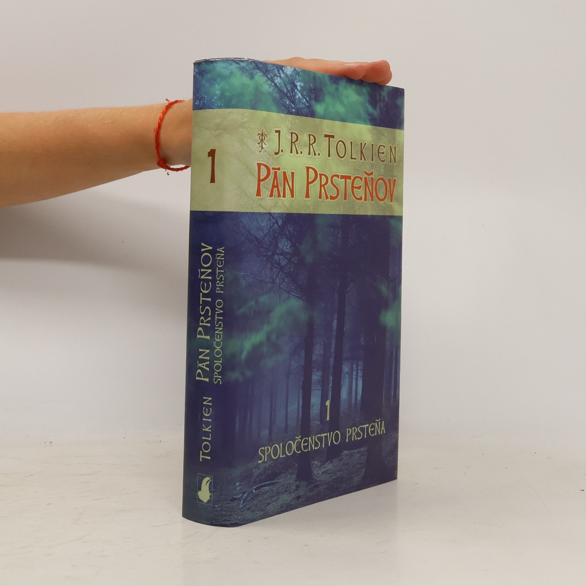 J. R. R. Tolkien Pán prsteňov 1. Spoločenstvo prsteňa