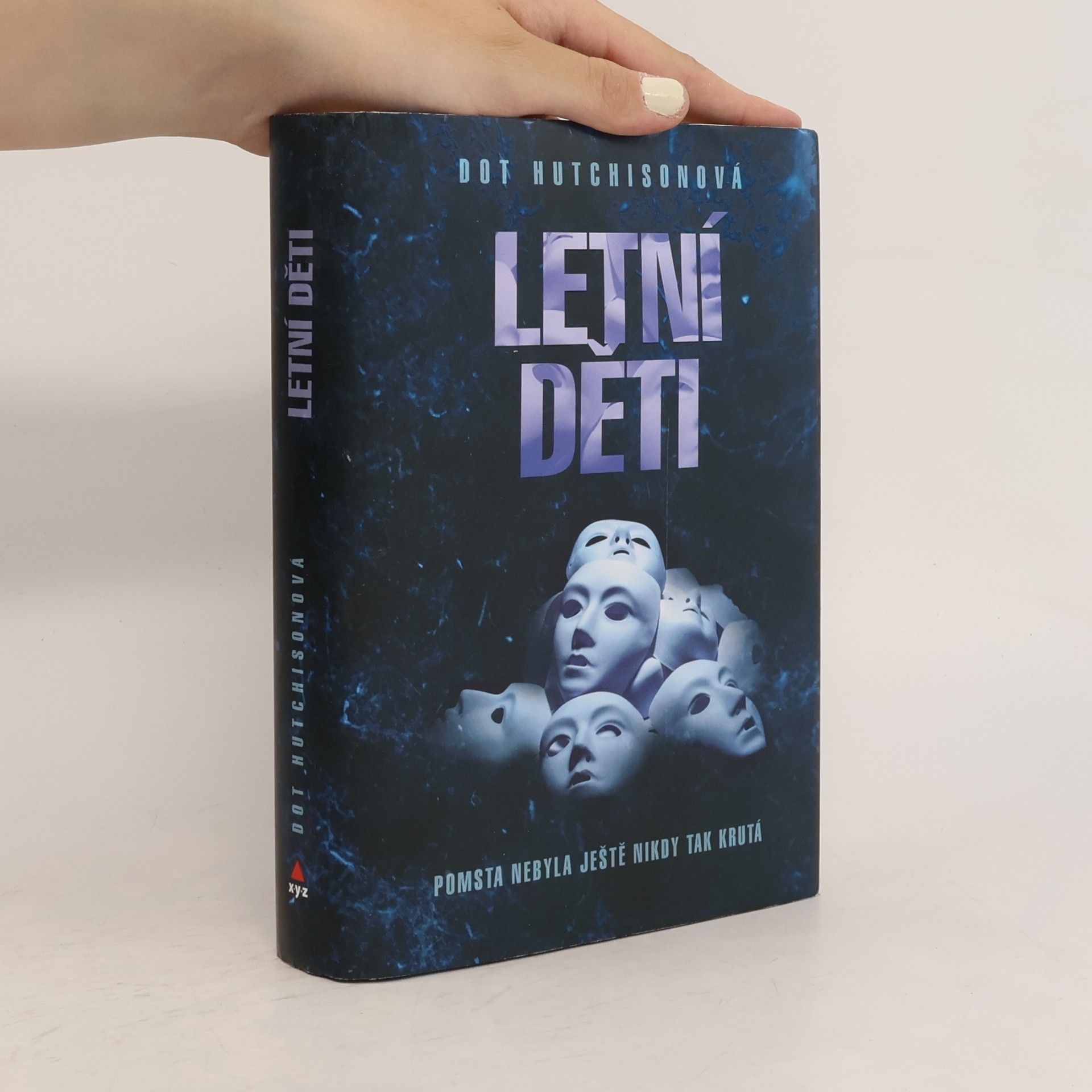 Dot Hutchison Letní děti