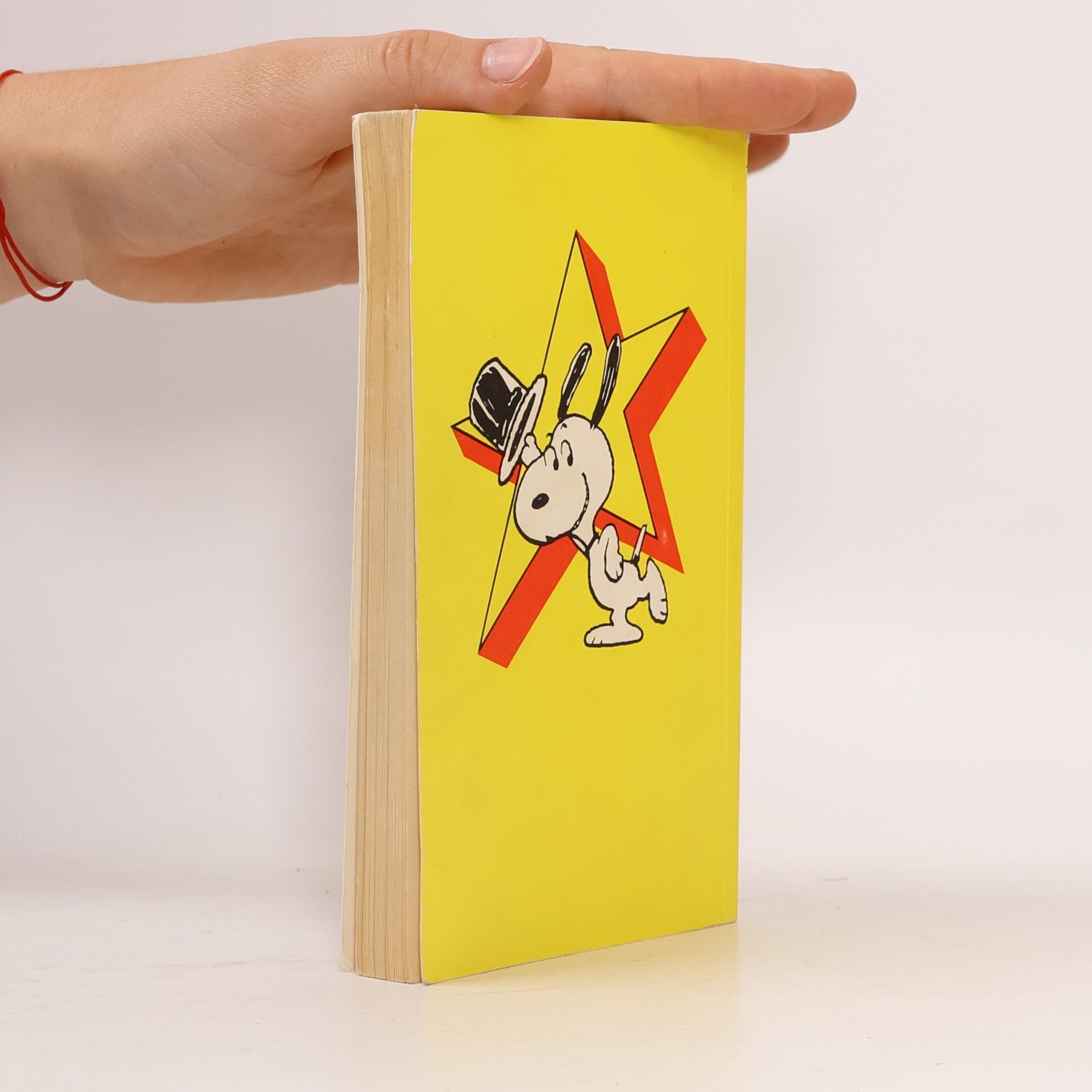 Charles M. Schulz Snoopy stars. Sportovec