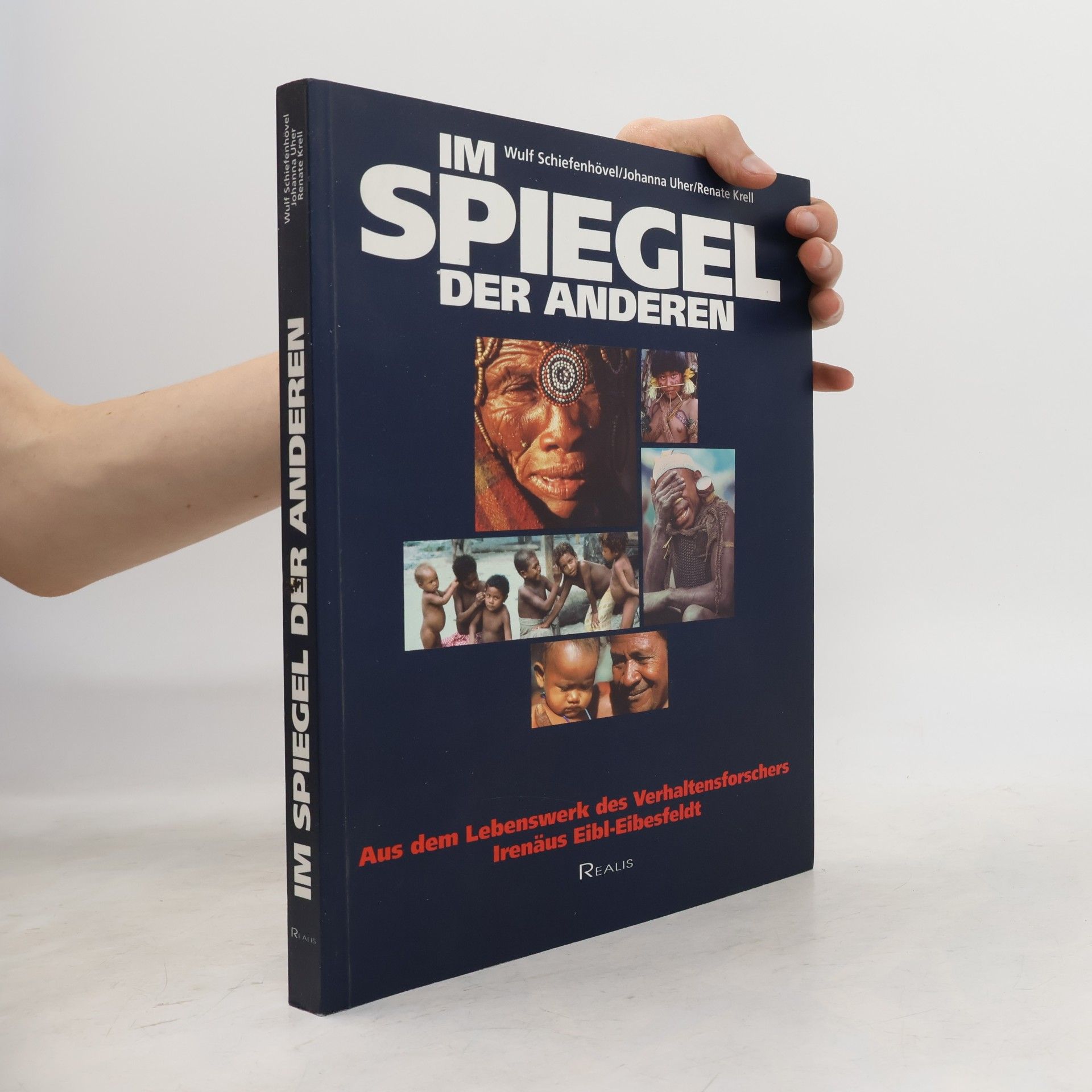 Im Spiegel der anderen