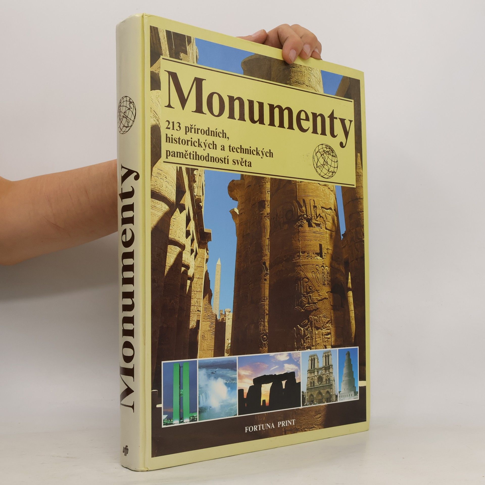 Kolektiv autorů Monumenty