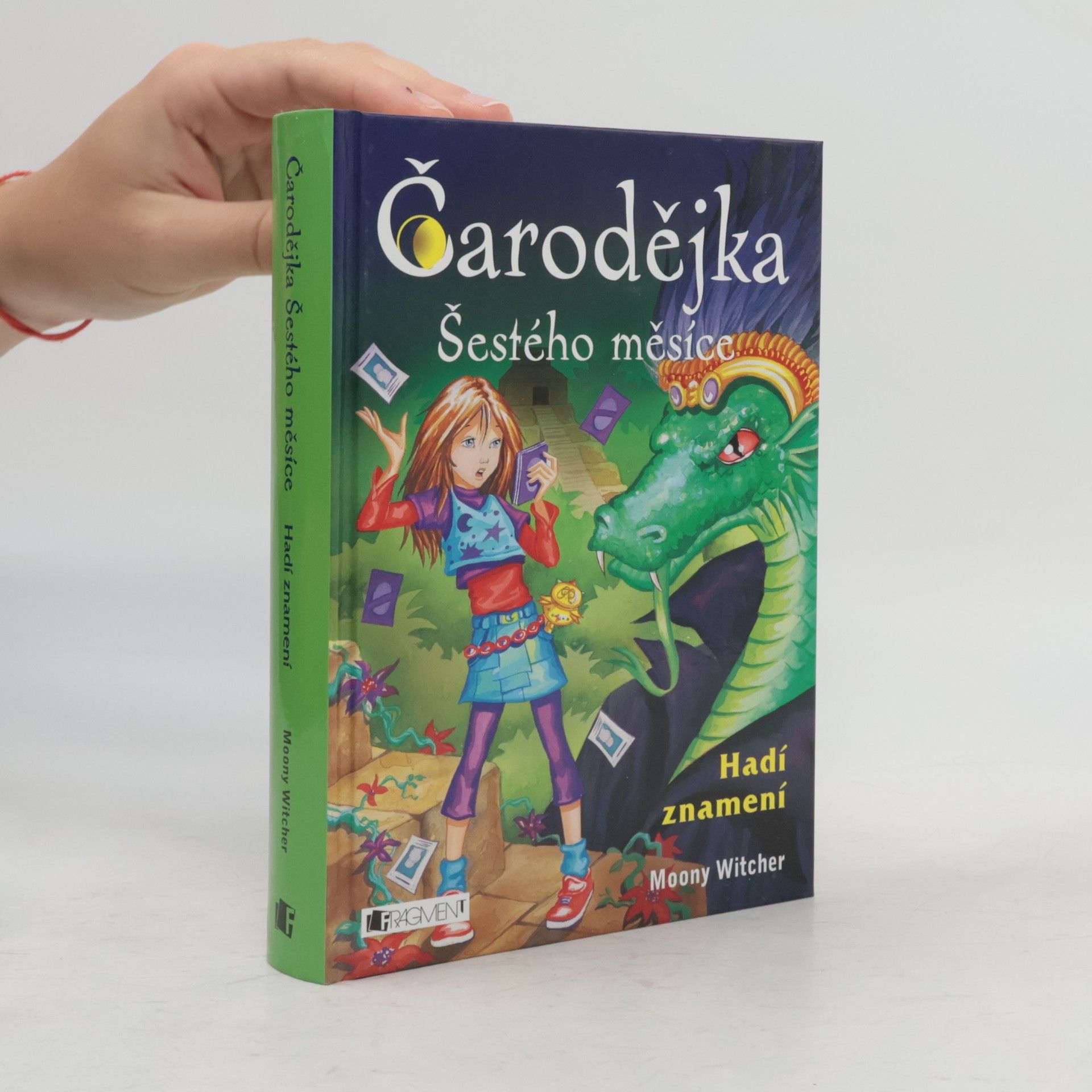 Moony Witcher Čarodějka Šestého měsíce. Hadí znamení