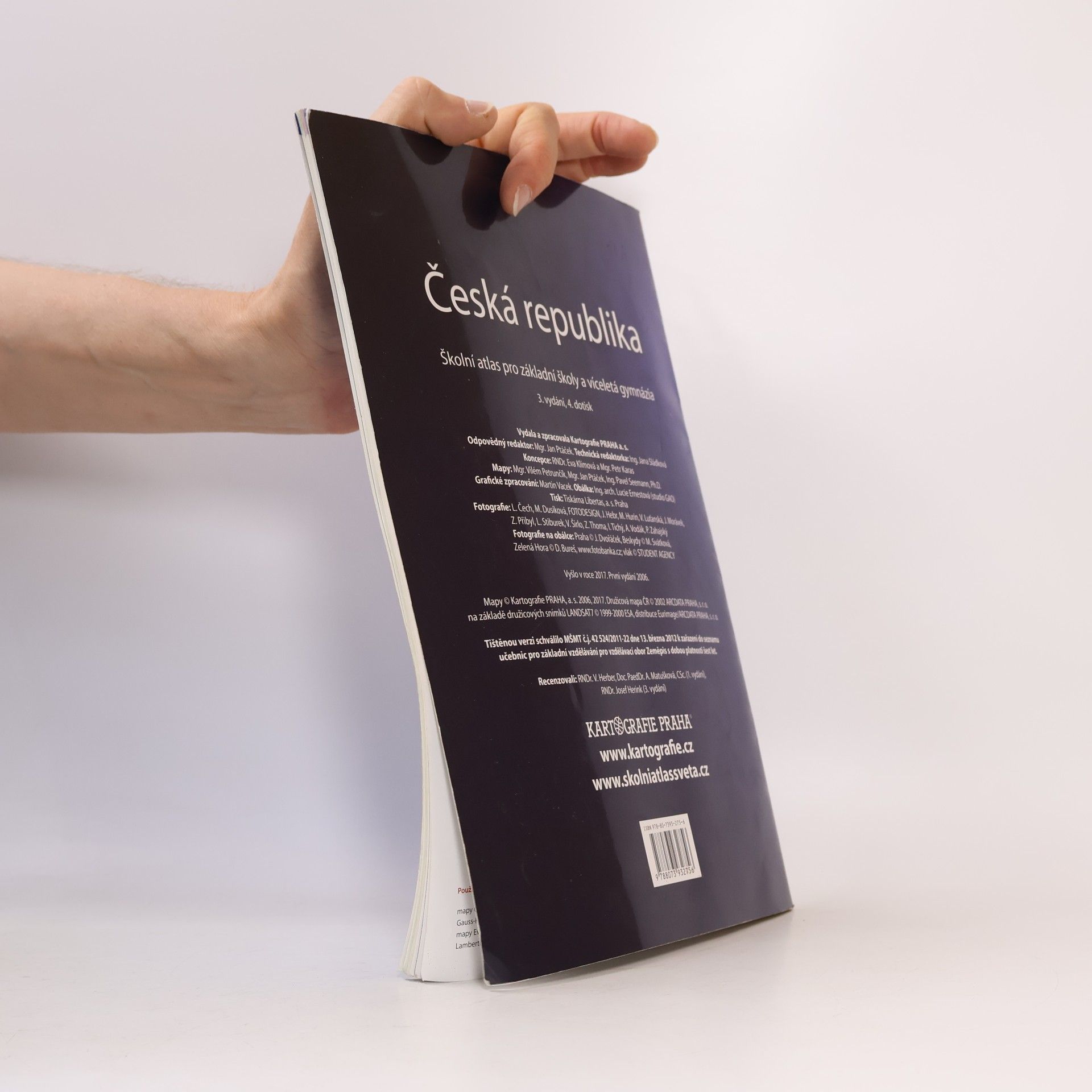 Autorenkollektiv Česká republika školní atlas pro základní školy a víceletá gymnázia