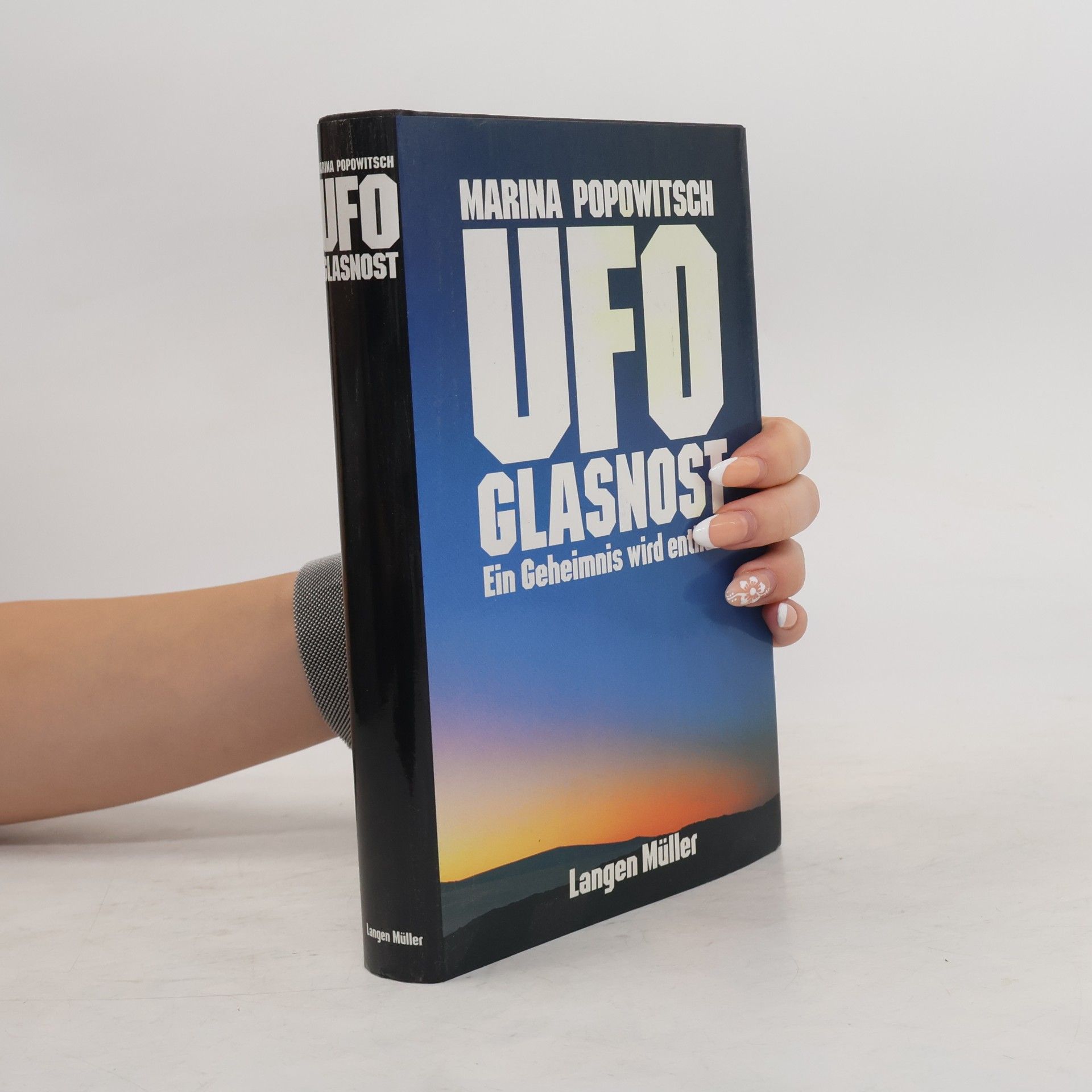 Marina L. Popovic UFO-Glasnost
