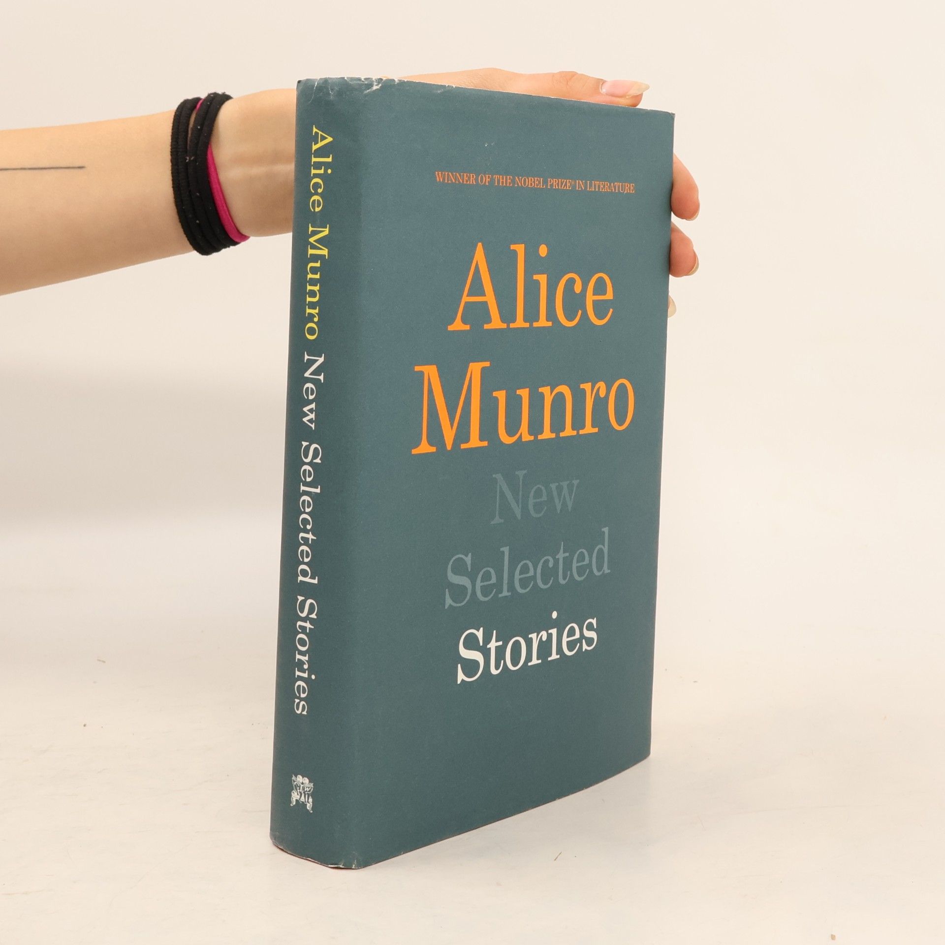 Alice Munro New Selected Stories