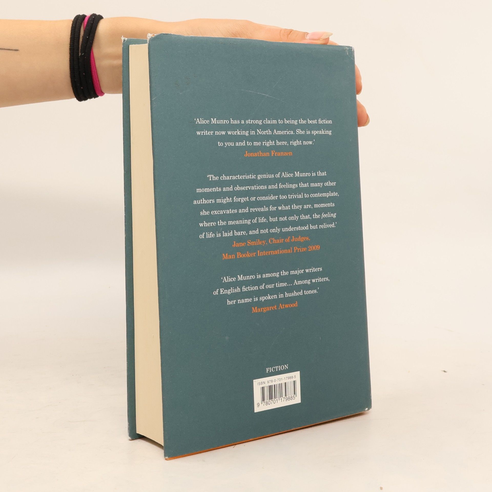 Alice Munro New Selected Stories