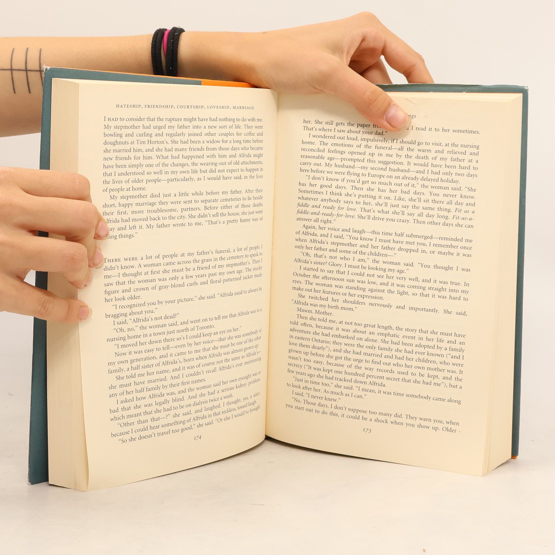 Alice Munro New Selected Stories