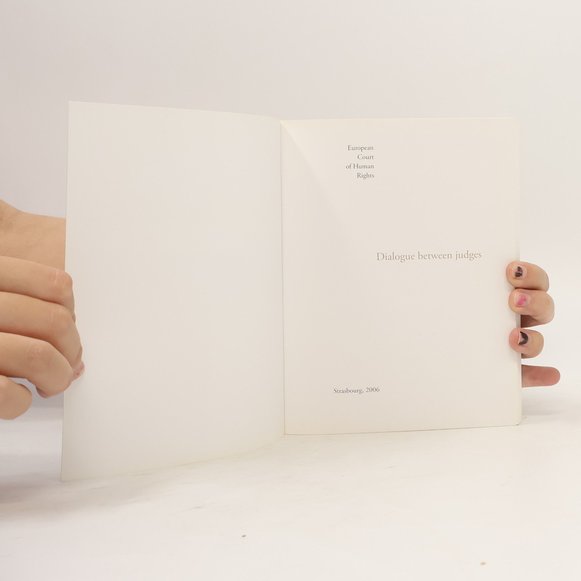 Various authors Dialogue between Judges