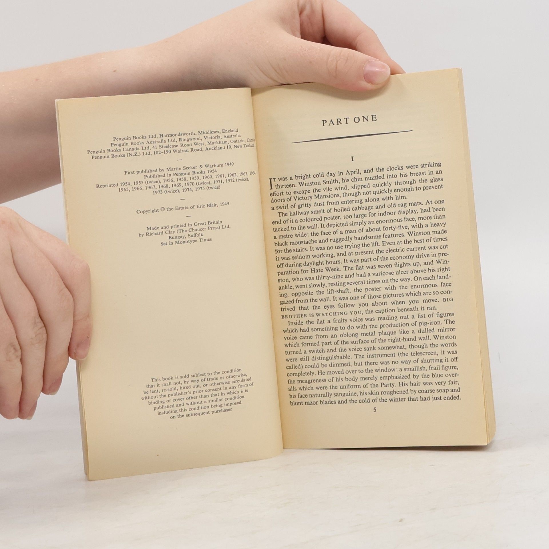 George Orwell Nineteen Eighty-Four