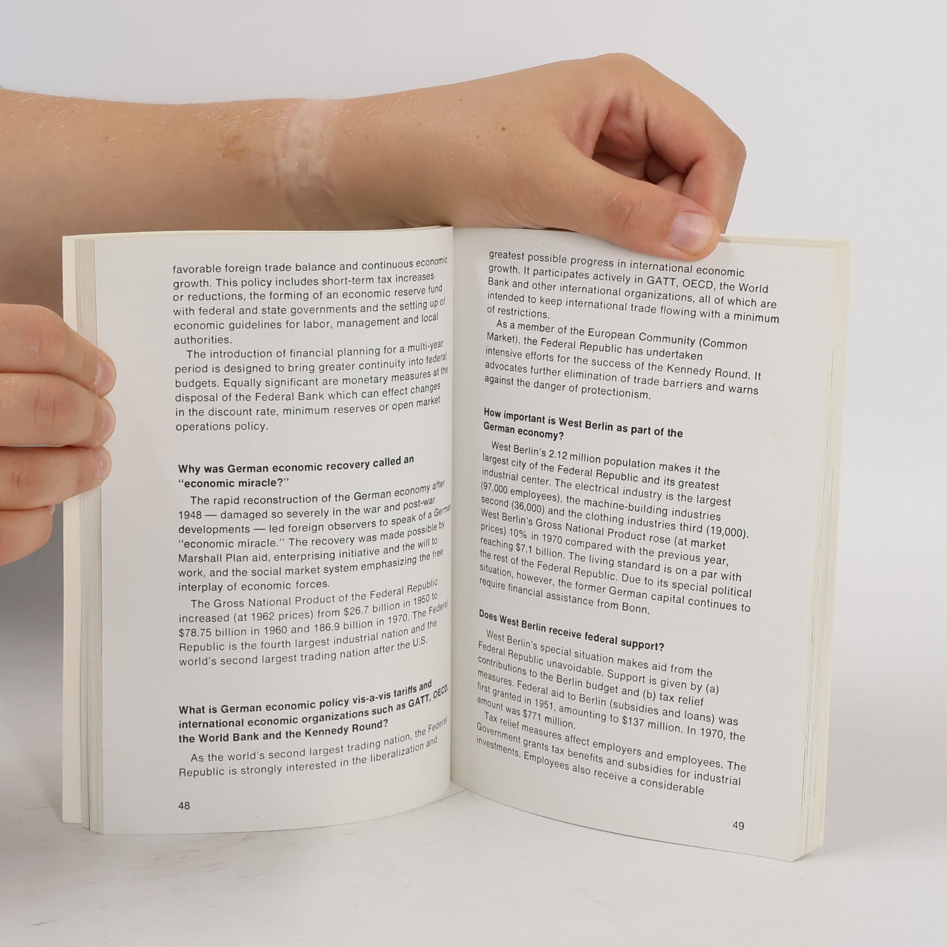 Collectif d'auteurs Germany Questions and Answers
