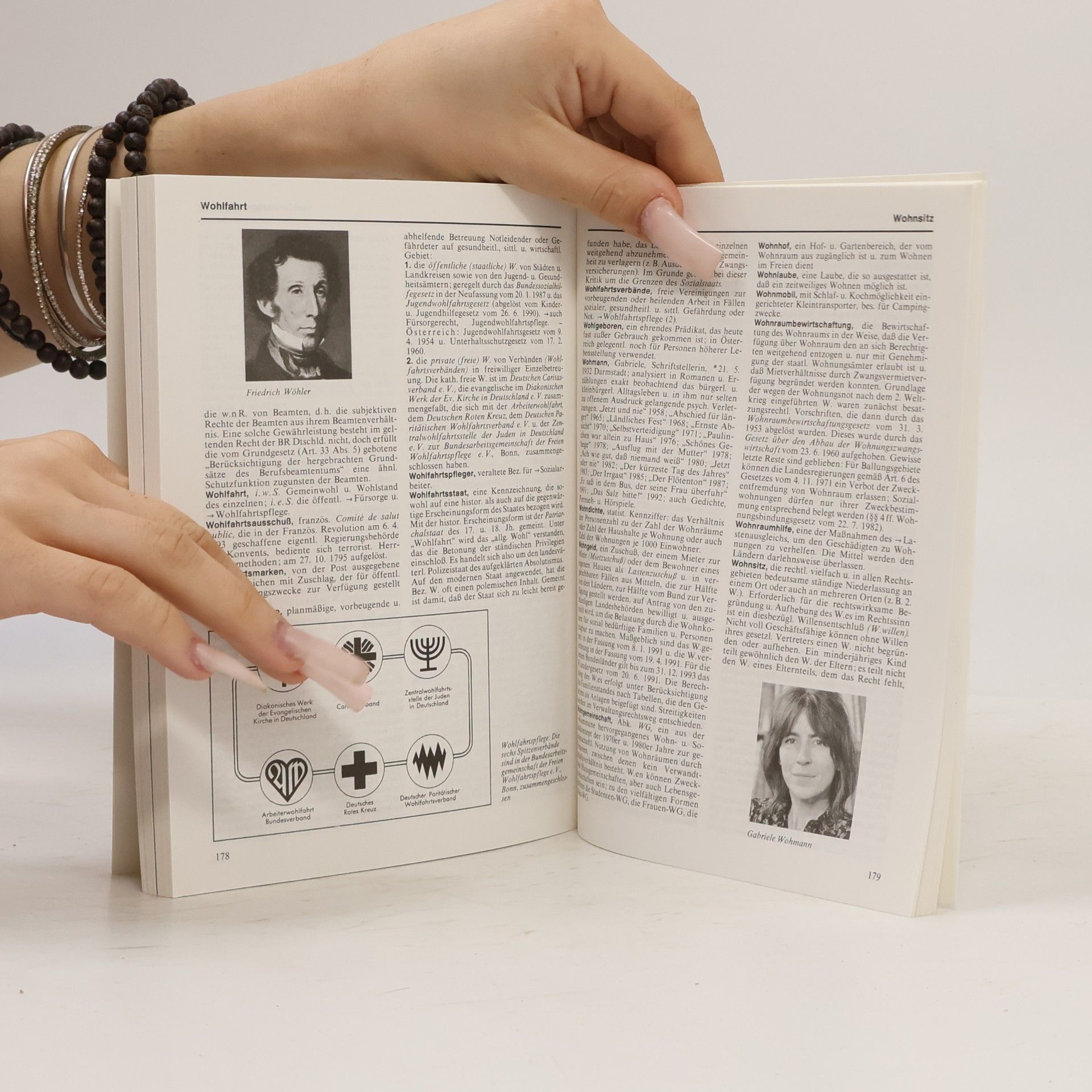 Collectif d'auteurs Das neue Taschen-Lexikon 18. W
