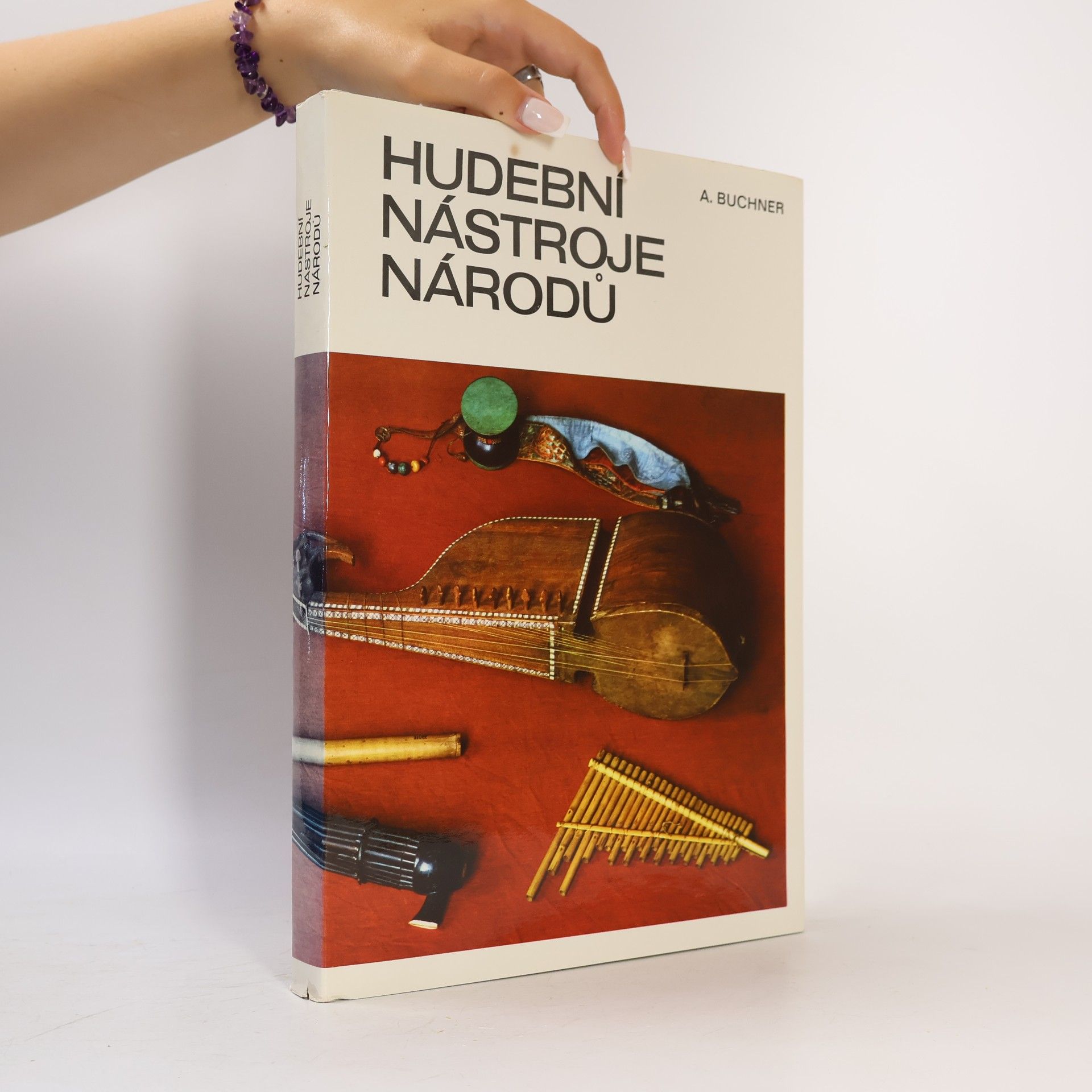 Alexander Buchner Hudební nástroje národů