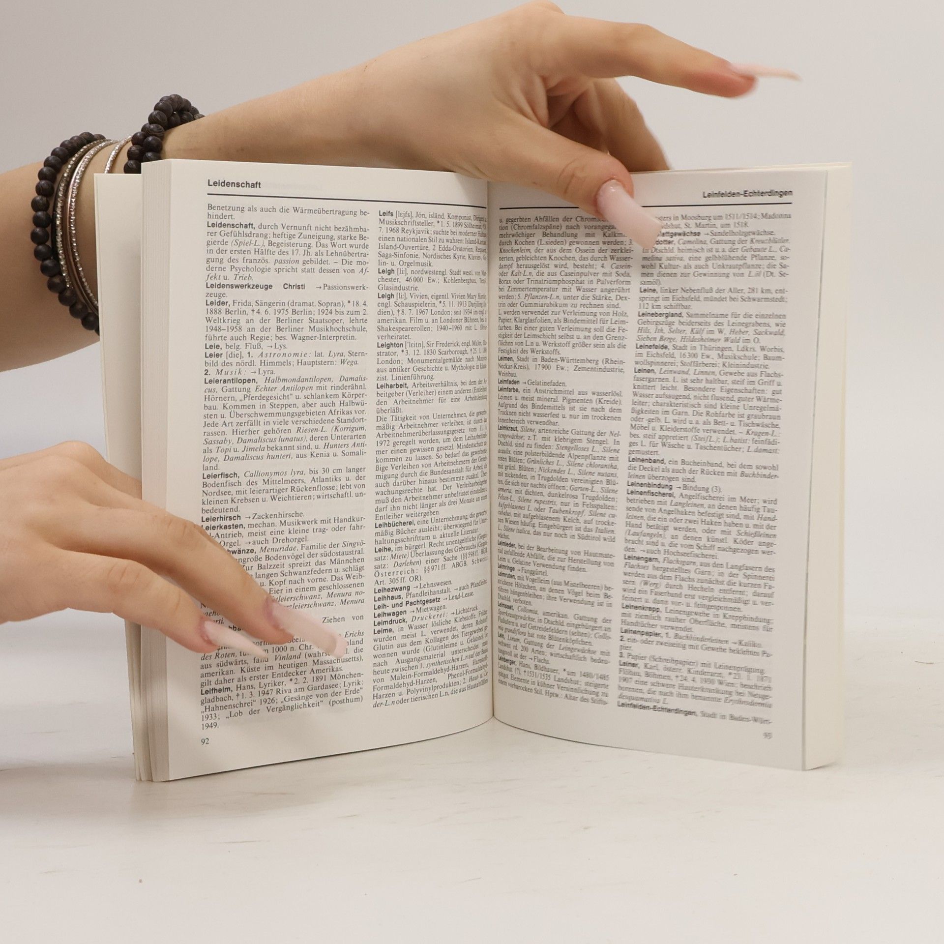 Collectif d'auteurs Das neue Taschen Lexikon L