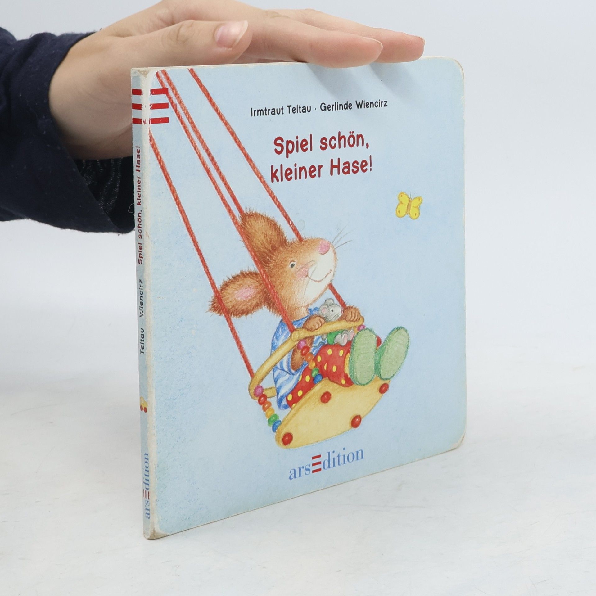 Spiel schön, kleiner Hase