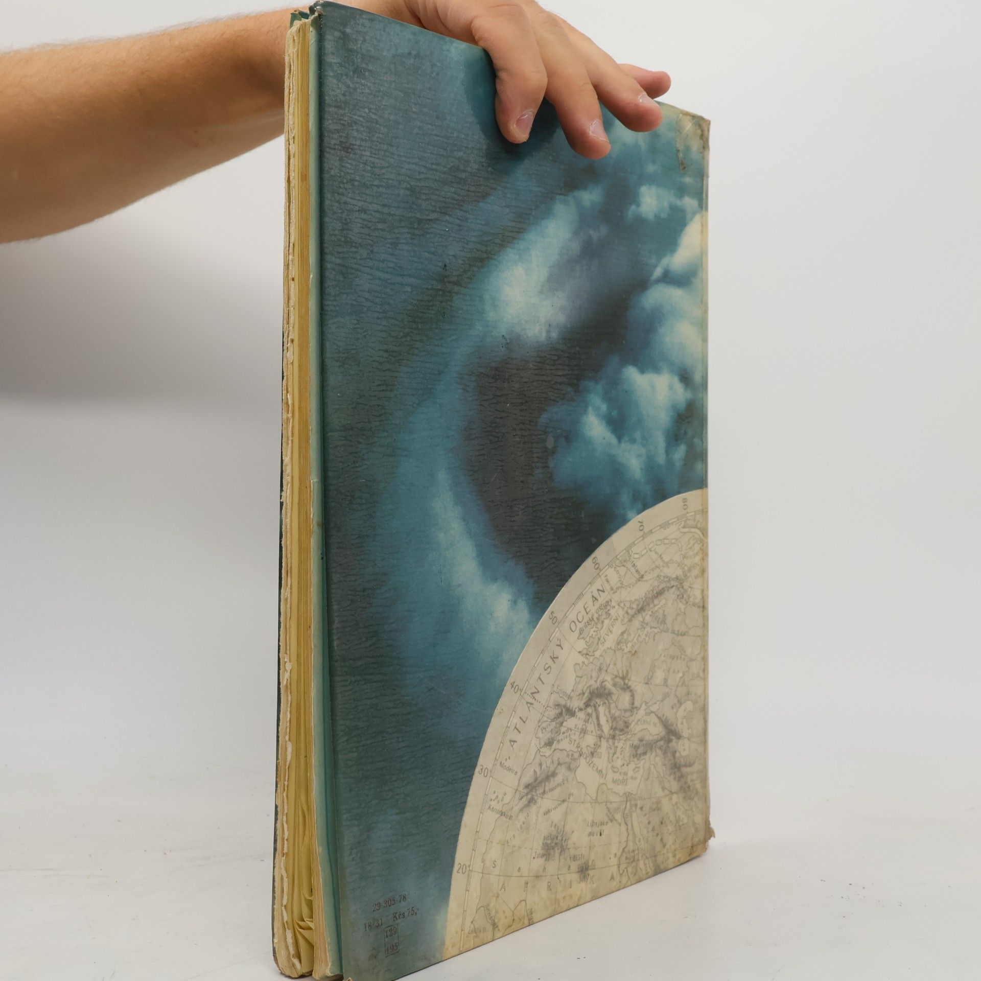 Collectif d'auteurs Atlas světa