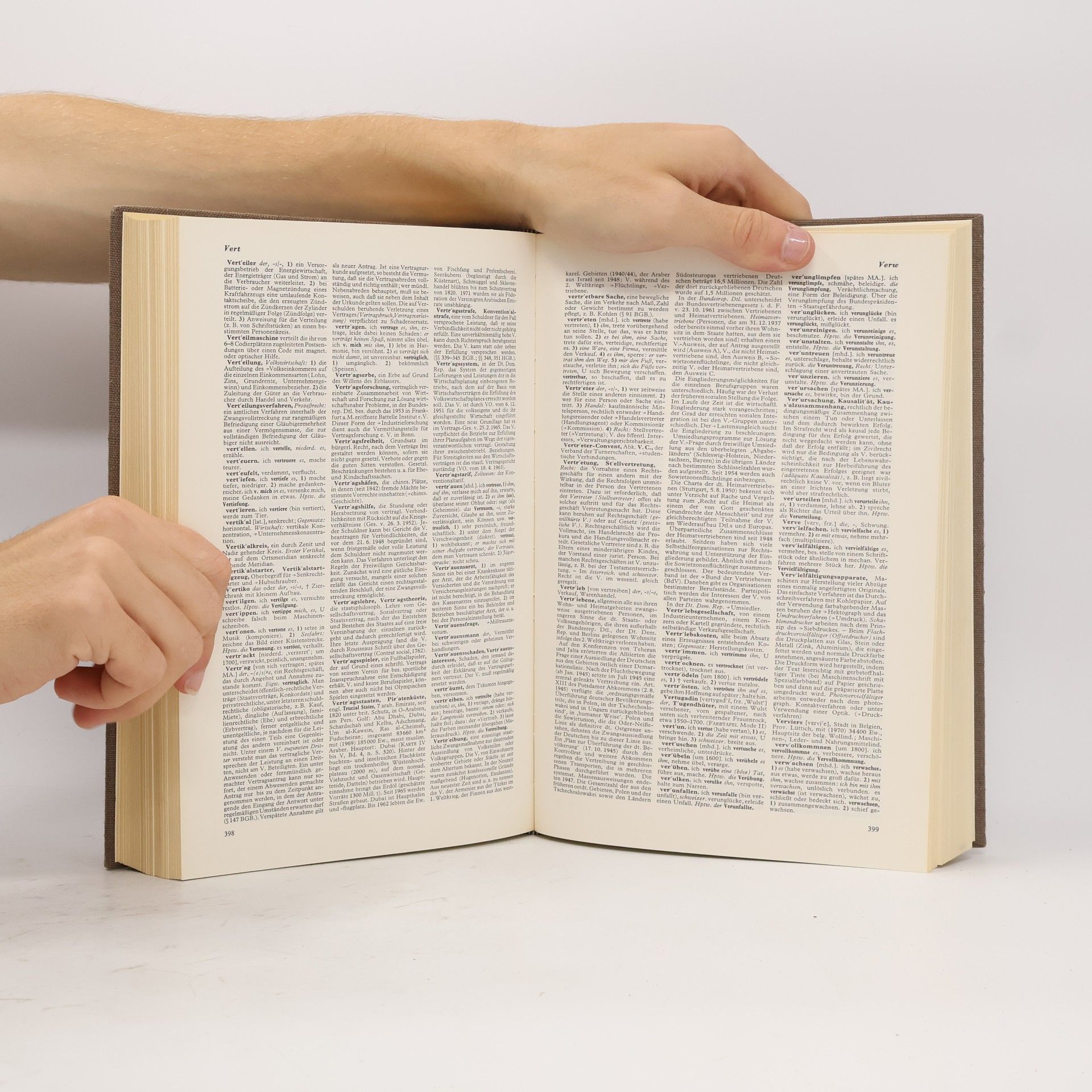 kolektiv Der neue Brockhaus 5. Lexikon und Wörterbuch in fünf Bänden + Atlas.