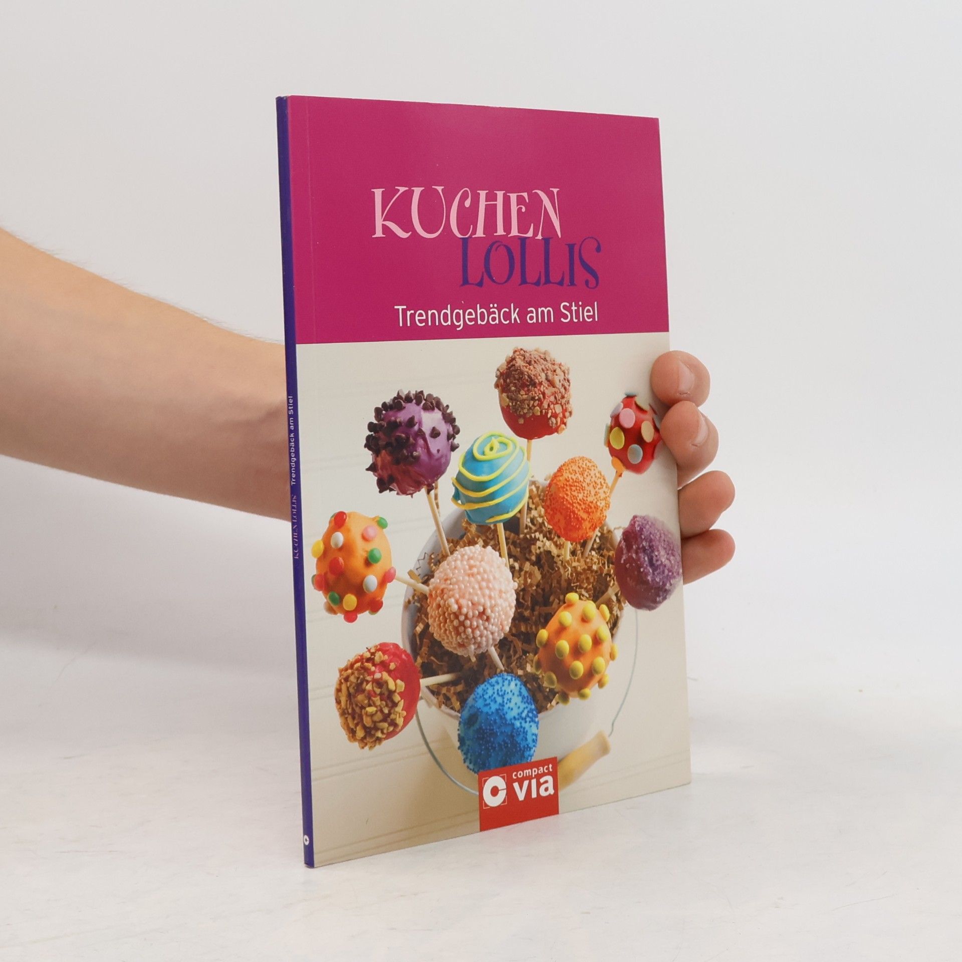 Isabel Minhós Martins Kuchen-Lollis
