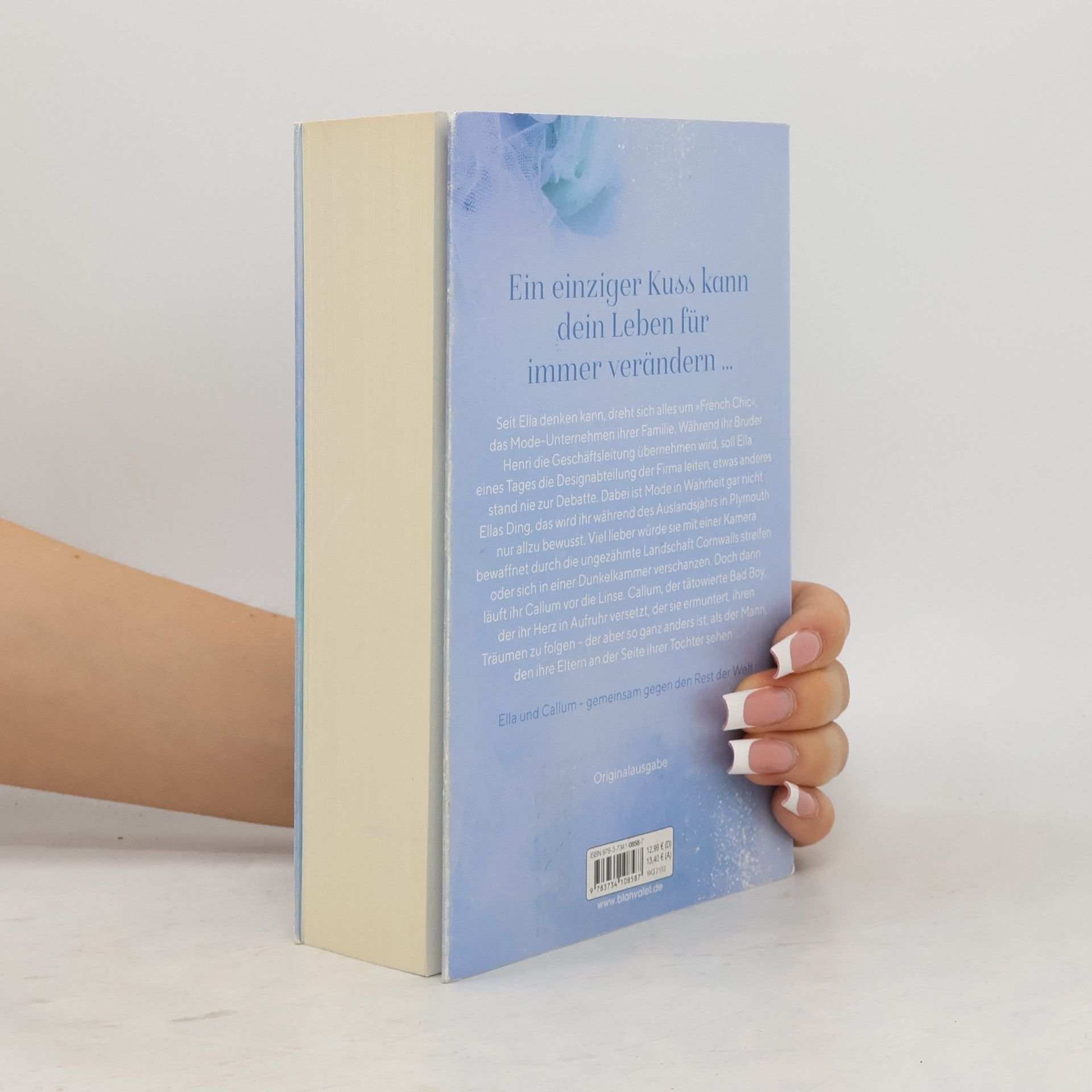 Ivy Andrews L.O.V.E. 4: A single kiss