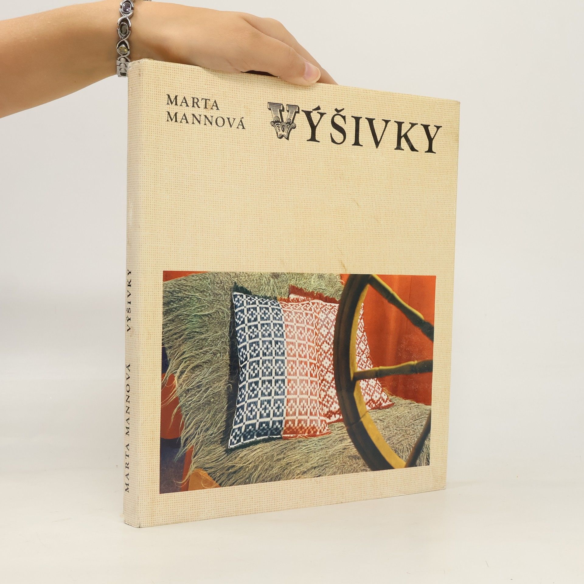 Marta Mannová Výšivky
