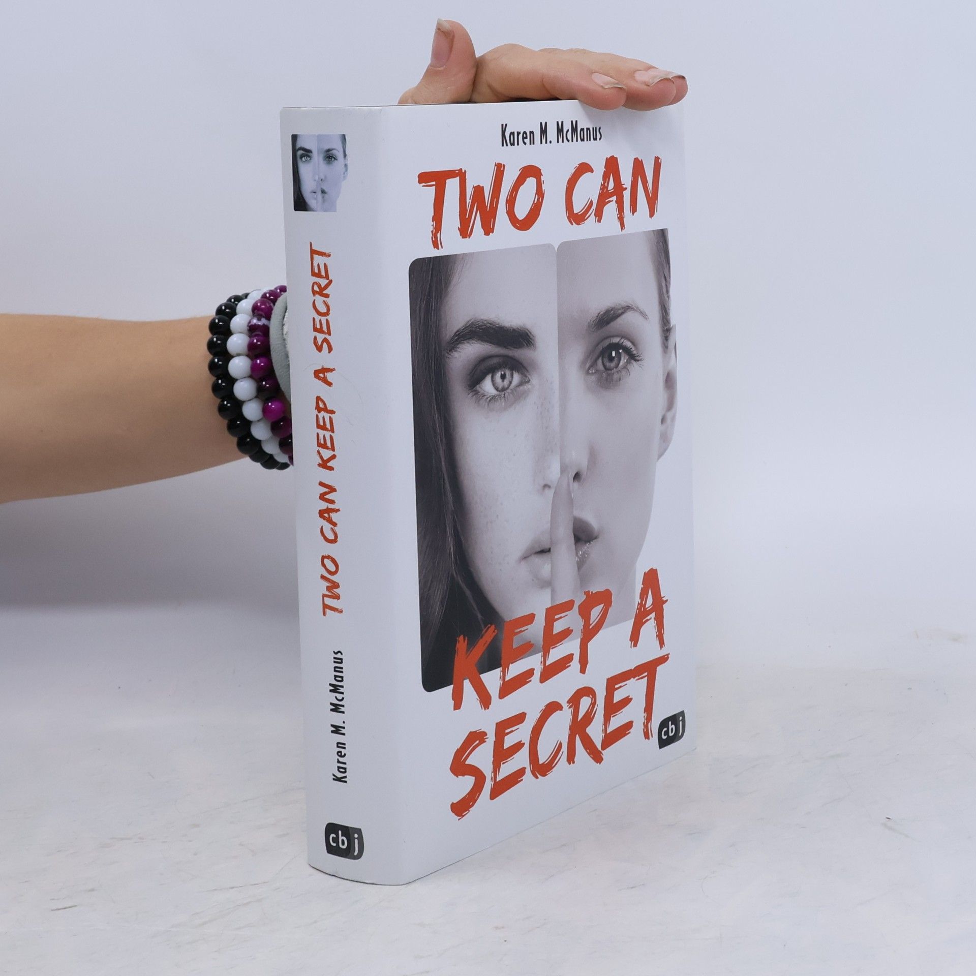 Karen M. McManus Two can keep a secret