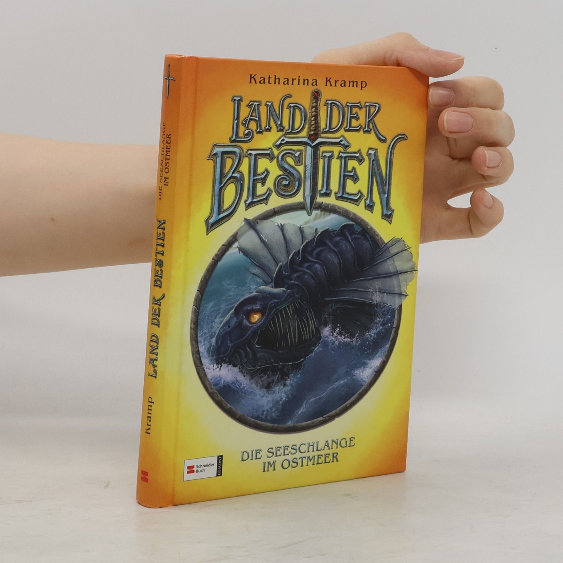 Katharina Kramp Land der Bestien - Die Seeschlange im Ostmeer