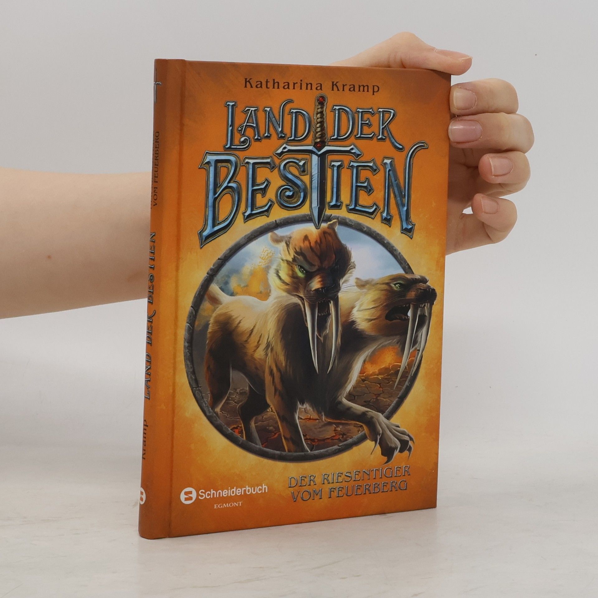 Katharina Kramp Land der Bestien - Der Riesentiger vom Feuerberg
