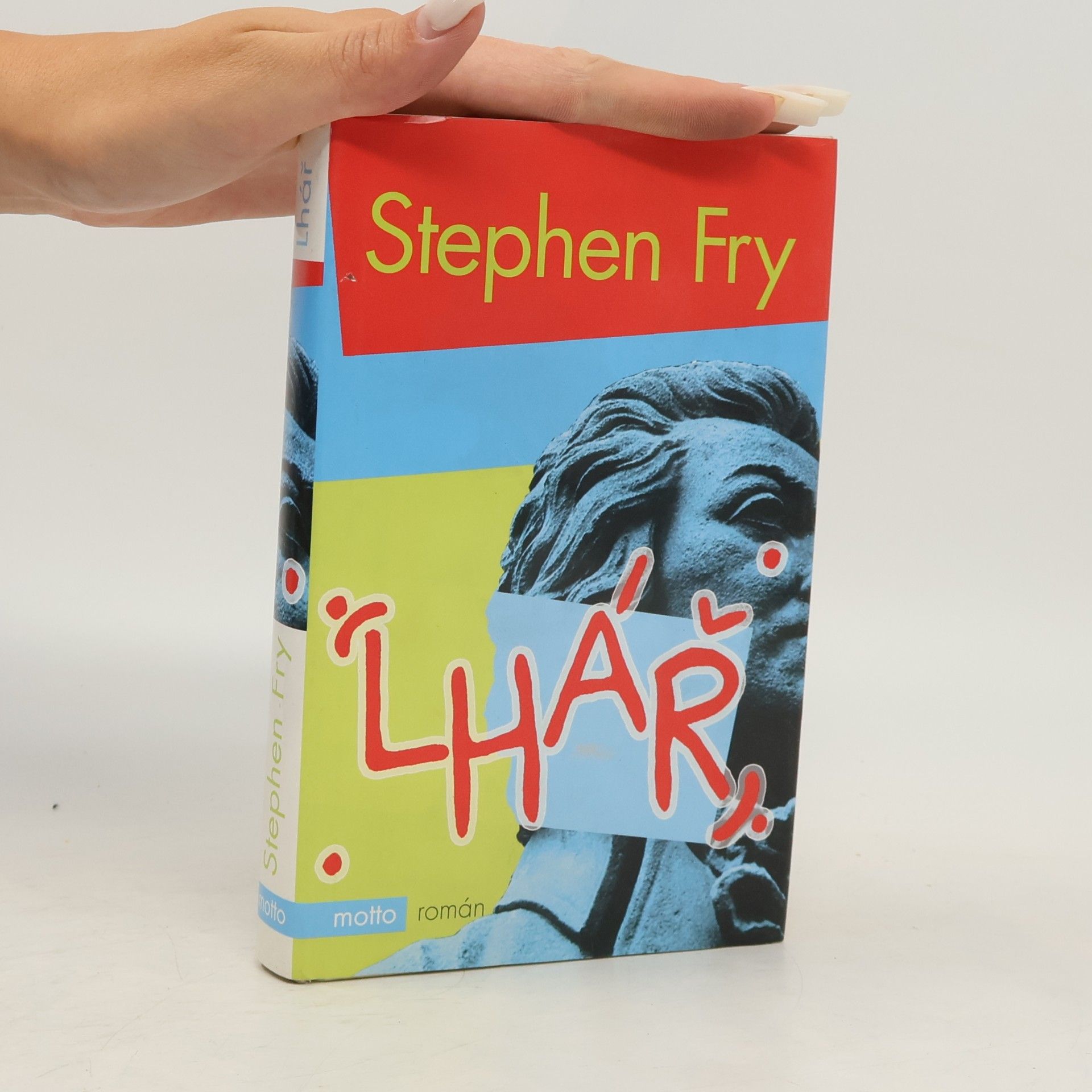 Stephen Fry Lhář