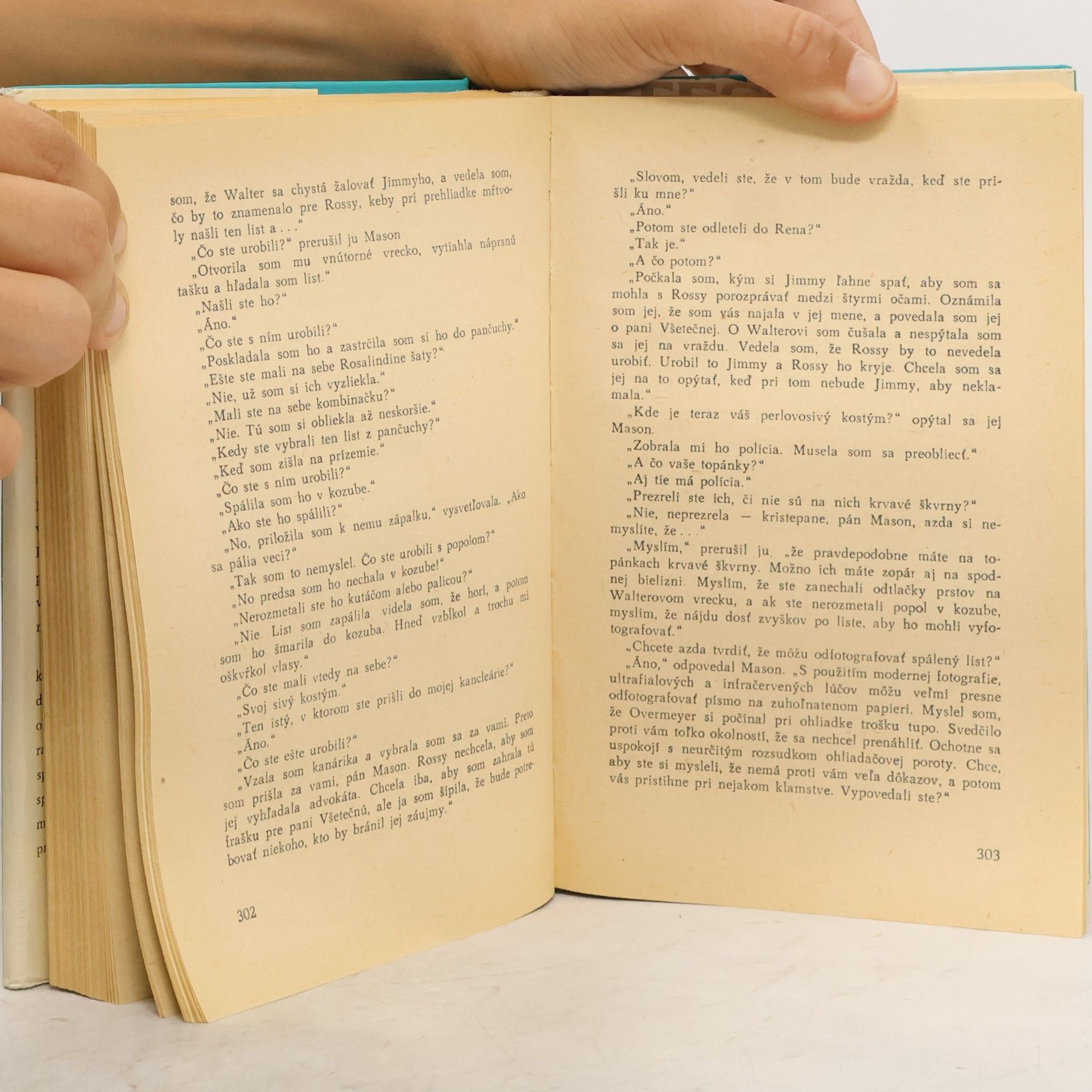 Erle Stanley Gardner Prípad námesačníkovej netere. Prípad chromého kanárika. Prípad s hracími kockami