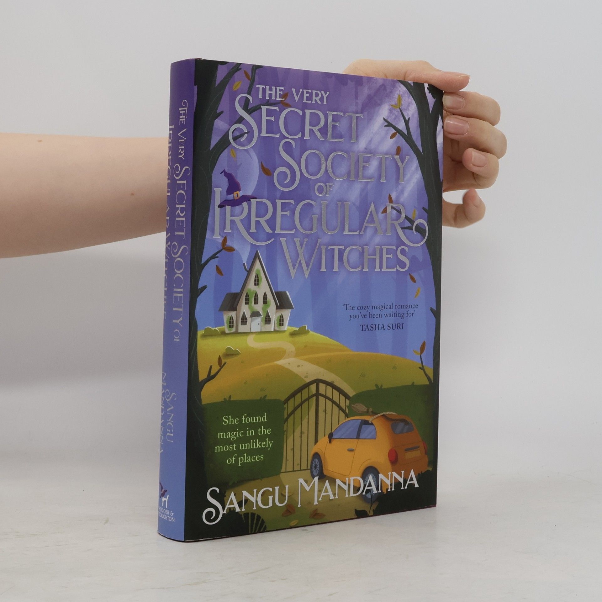 Sangu Mandanna The Very Secret Society of Irregular Witches