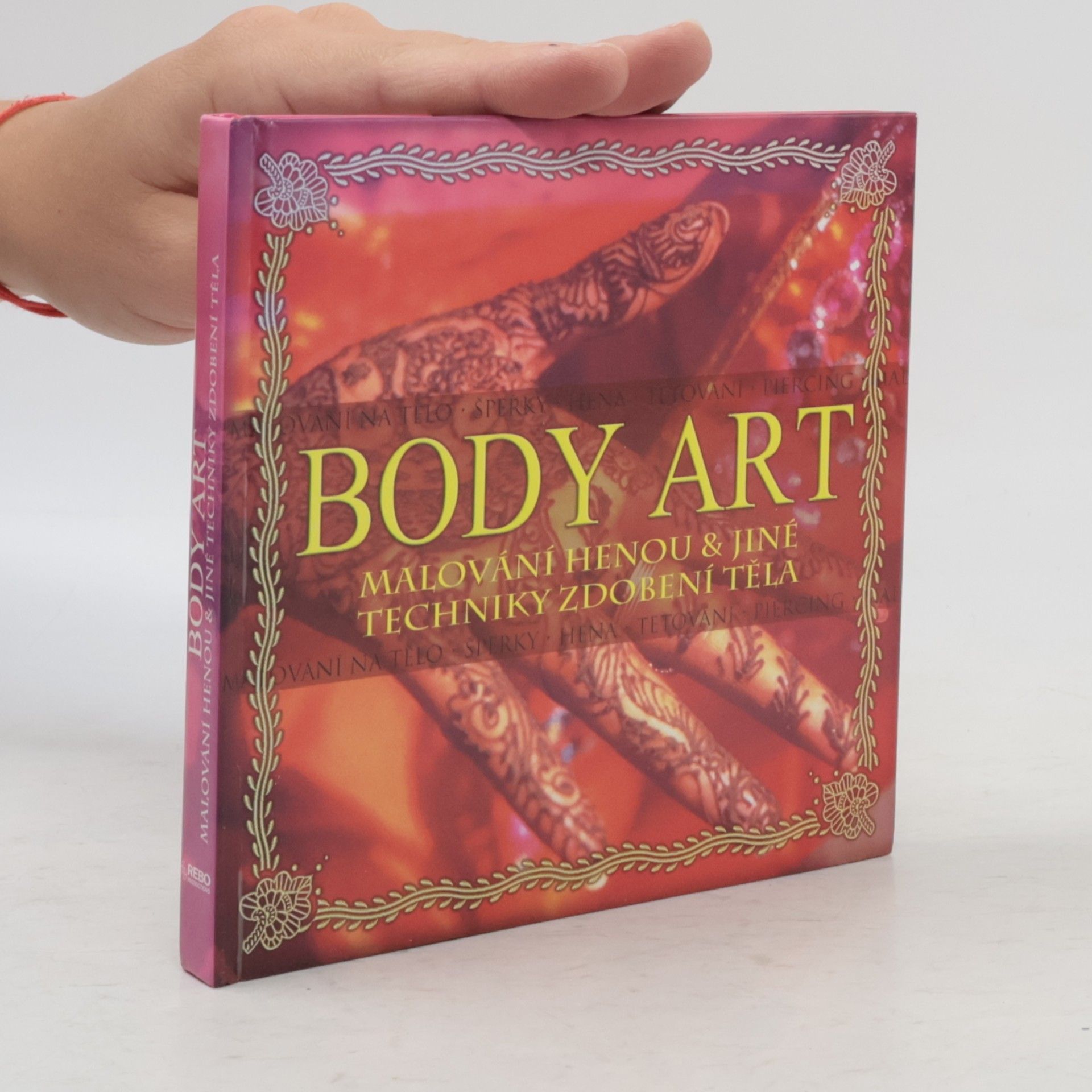 Bryony Simmonds Body art