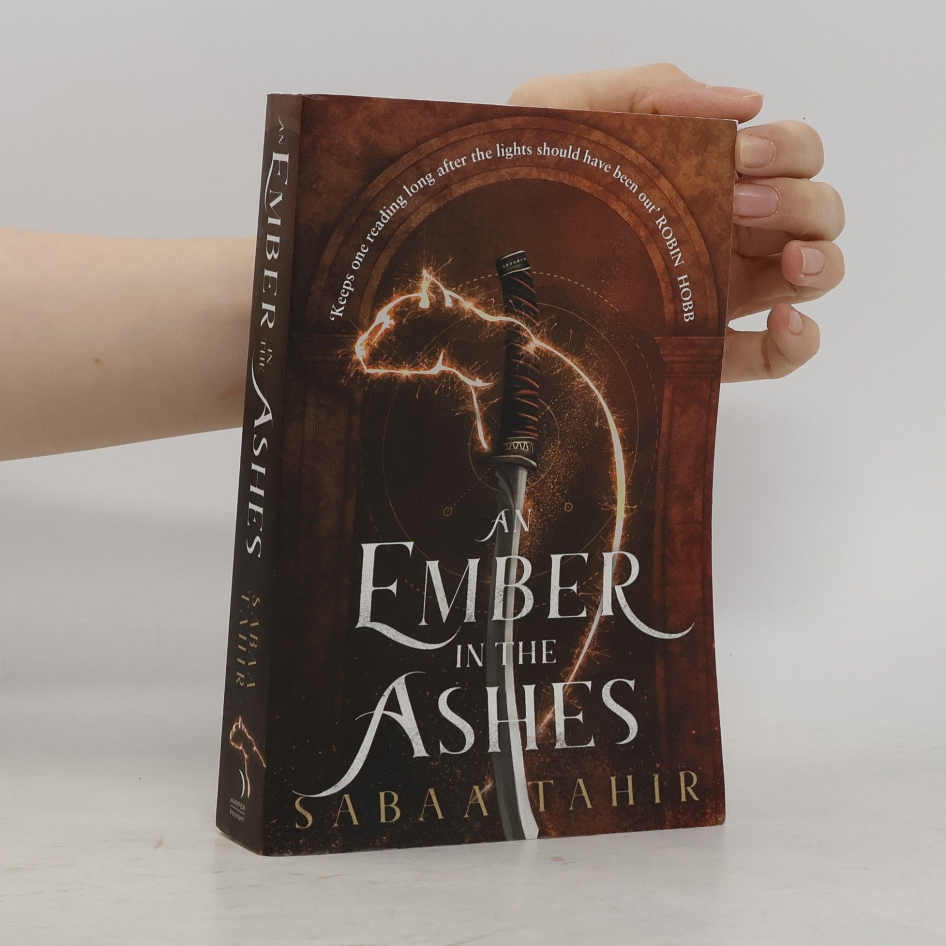 Sabaa Tahir An Ember in the Ashes