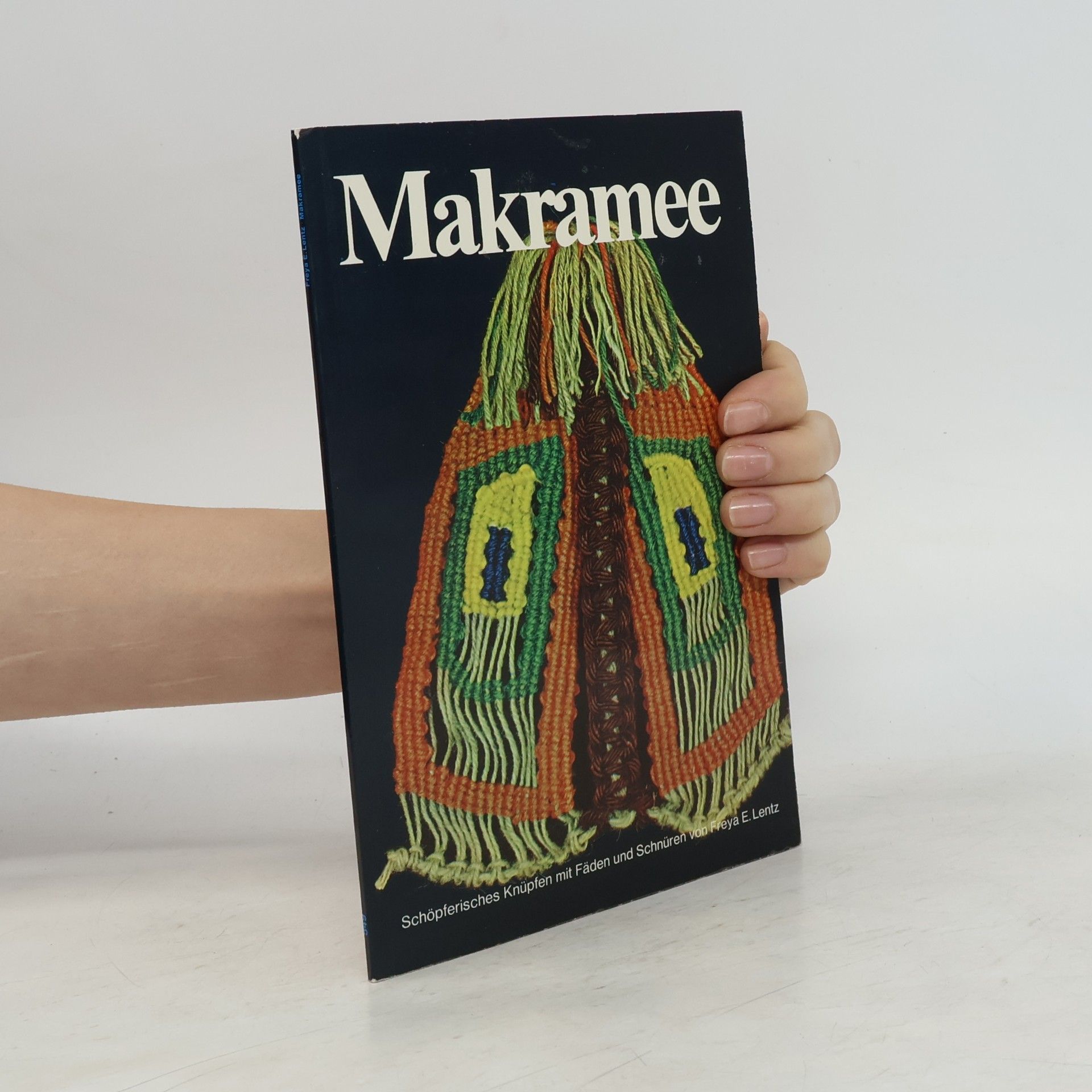 Makramee
