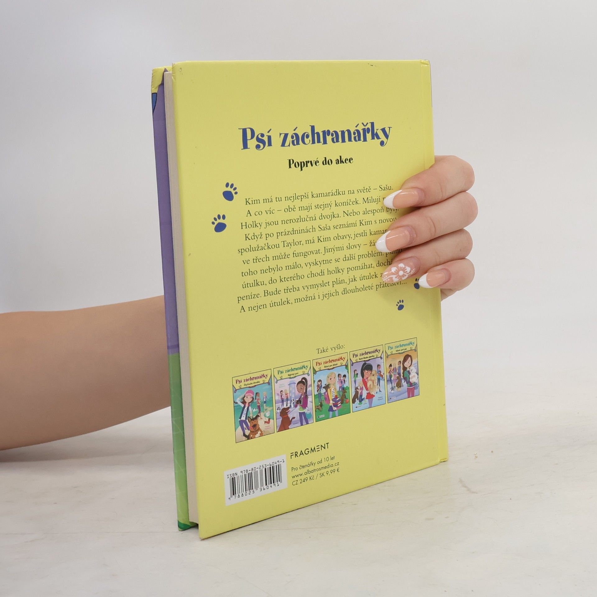 Daphne Maple Psí záchranářky. Poprvé do akce