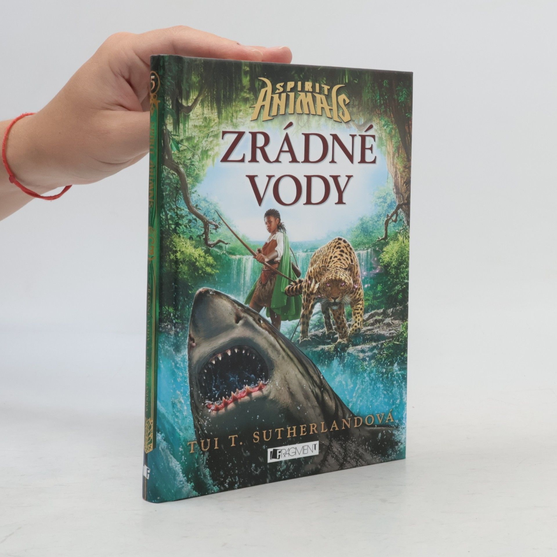 Tui Sutherland Zrádné vody