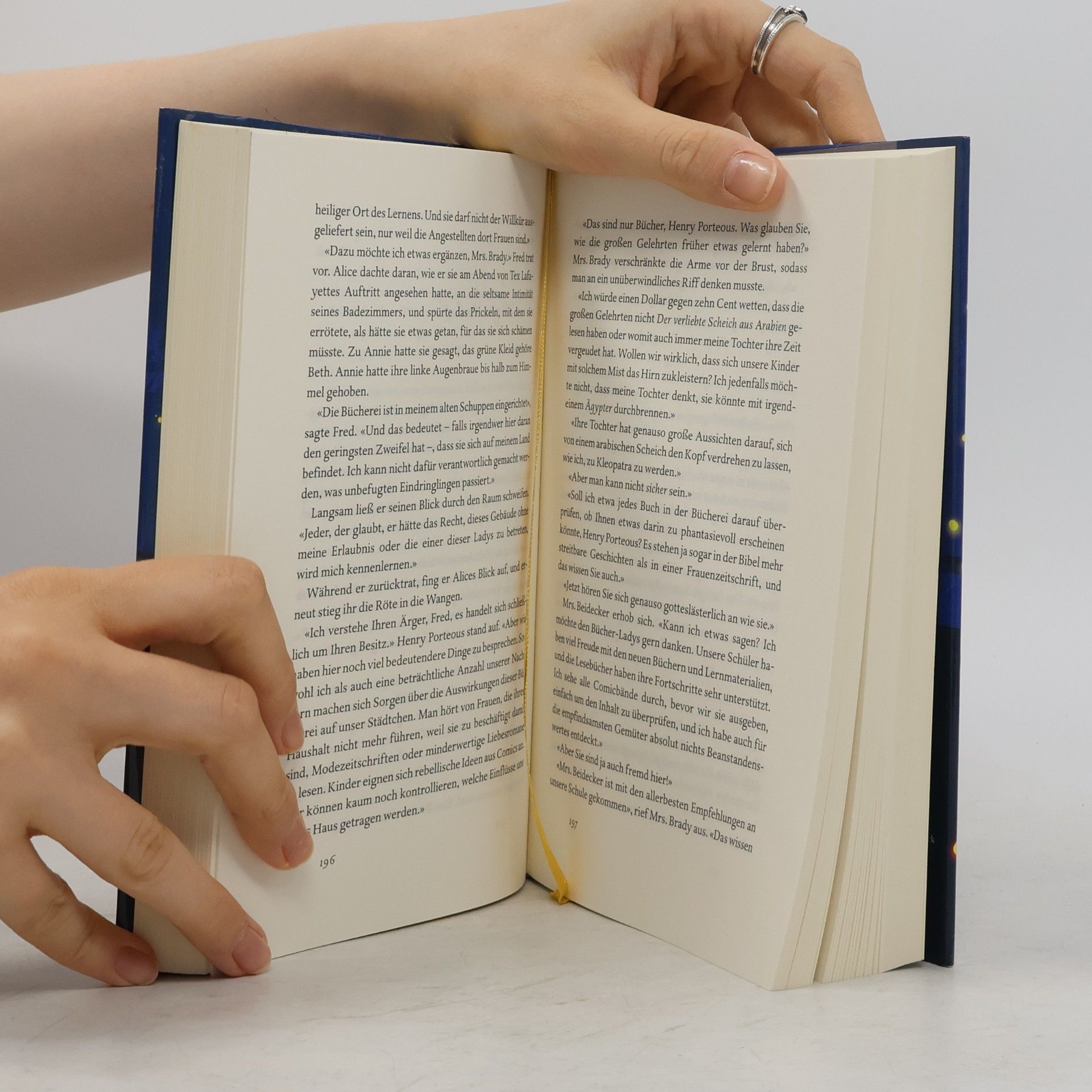 Jojo Moyes Wie ein Leuchten in tiefer Nacht
